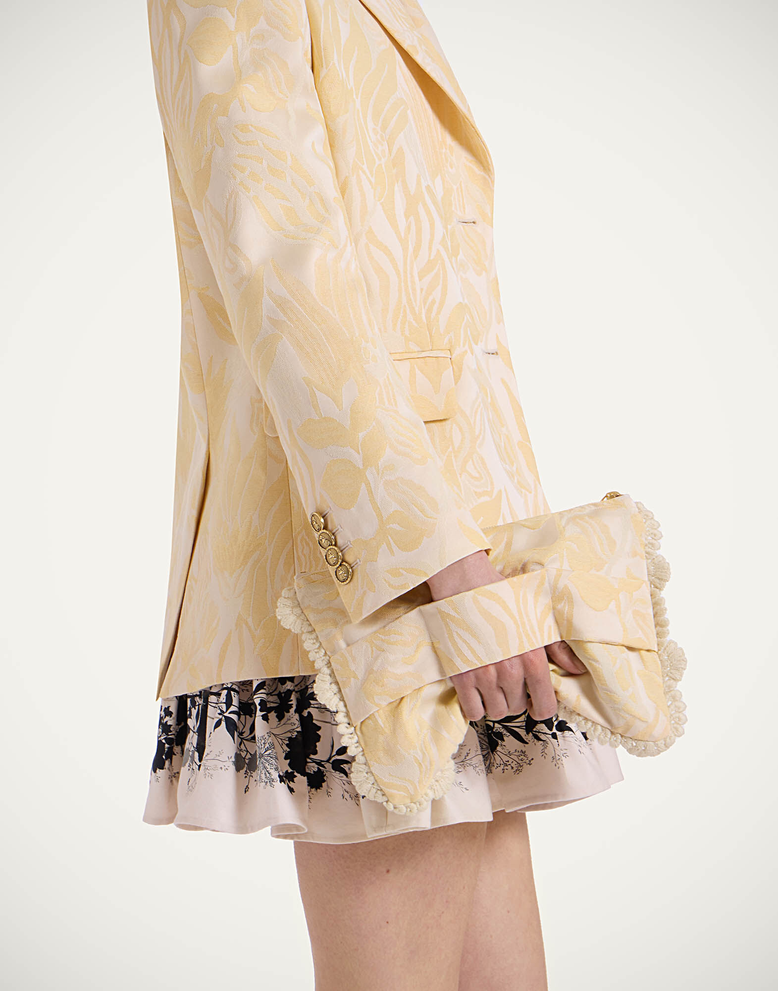 La DoubleJ Hand Pochette Iris Yellow BAG0074JCQ109IRS06YE02