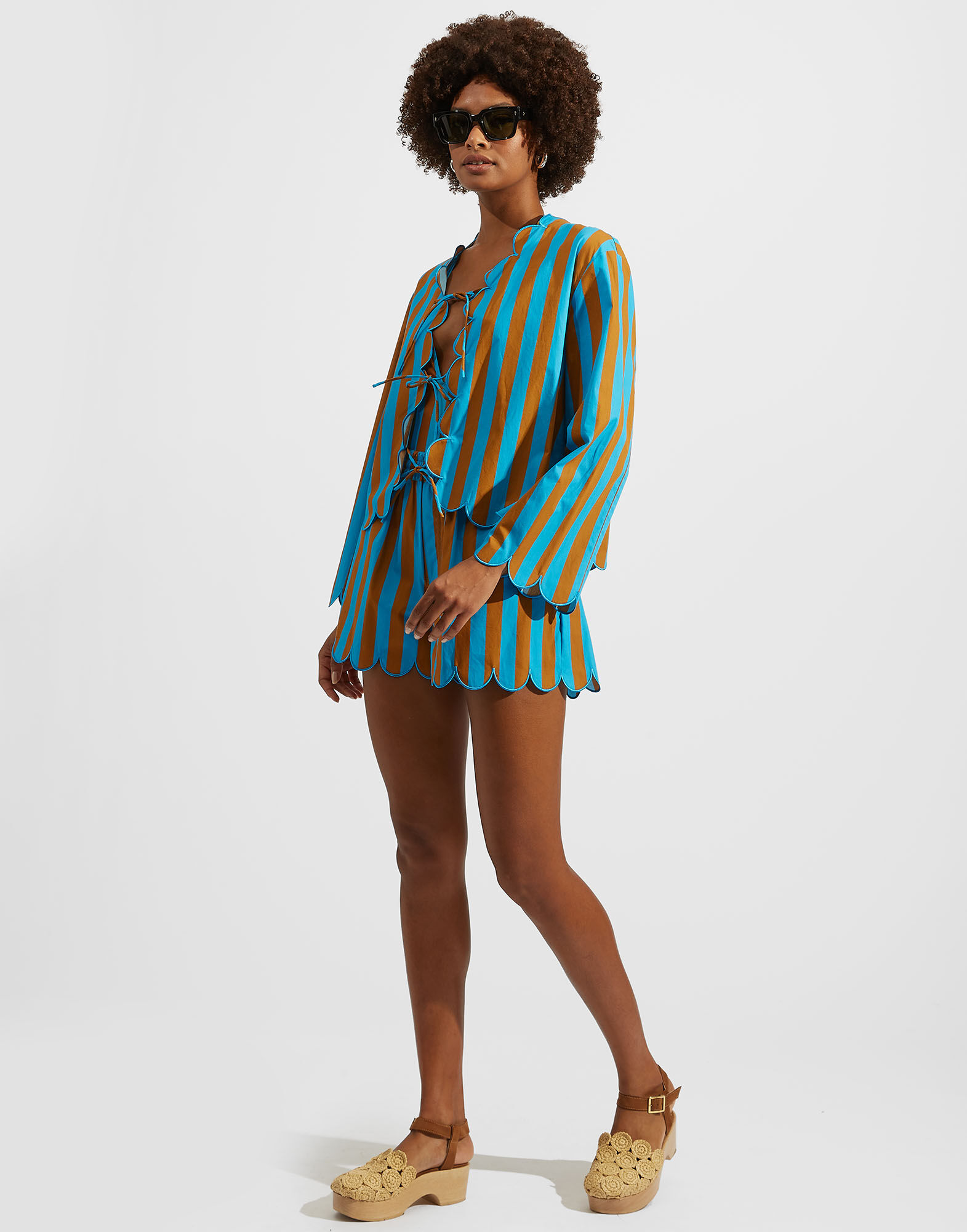 La DoubleJ Pull-Up Shorts Embroidered Riviera Turchese TRO0083COT039RIV02BU08