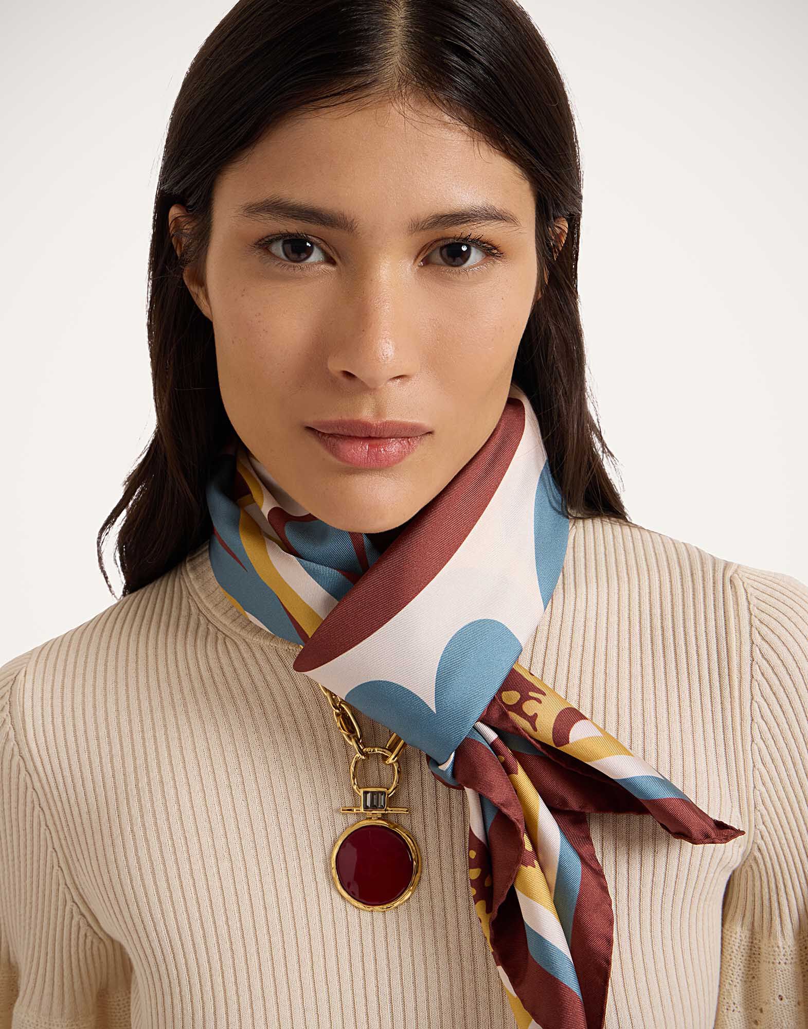 La DoubleJ Foulard 90 Palazzo Plac&eacute;e Chocolate SCA0067SIL006PAL08BR07