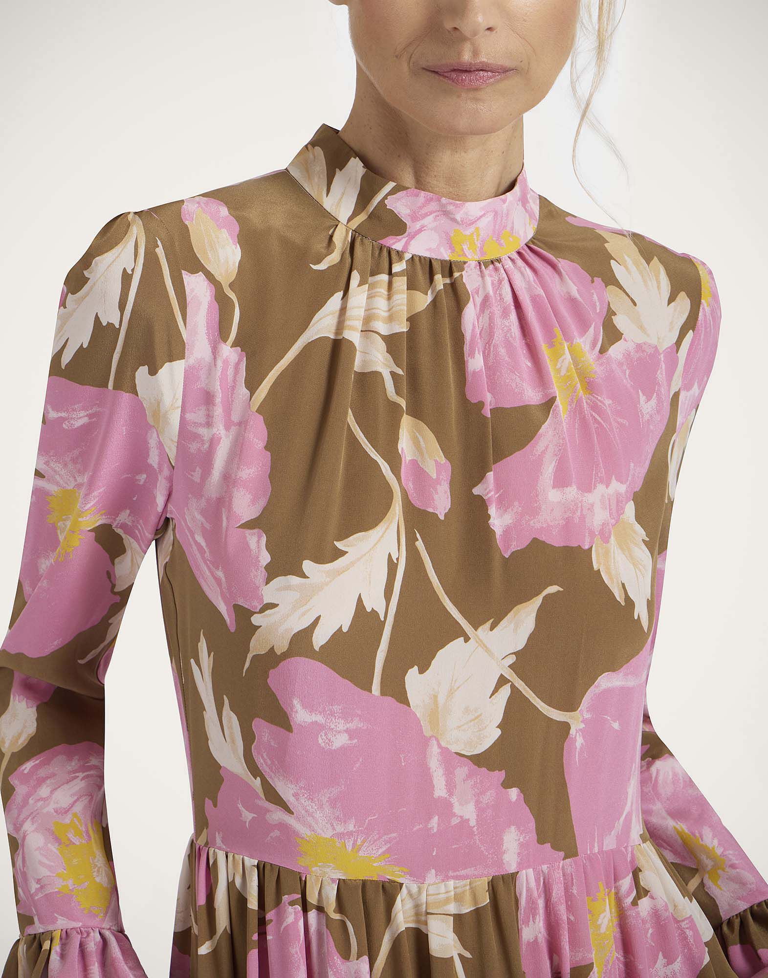 La DoubleJ Visconti Dress Sylph Khaki DRE0041CRE001SYL01GR07