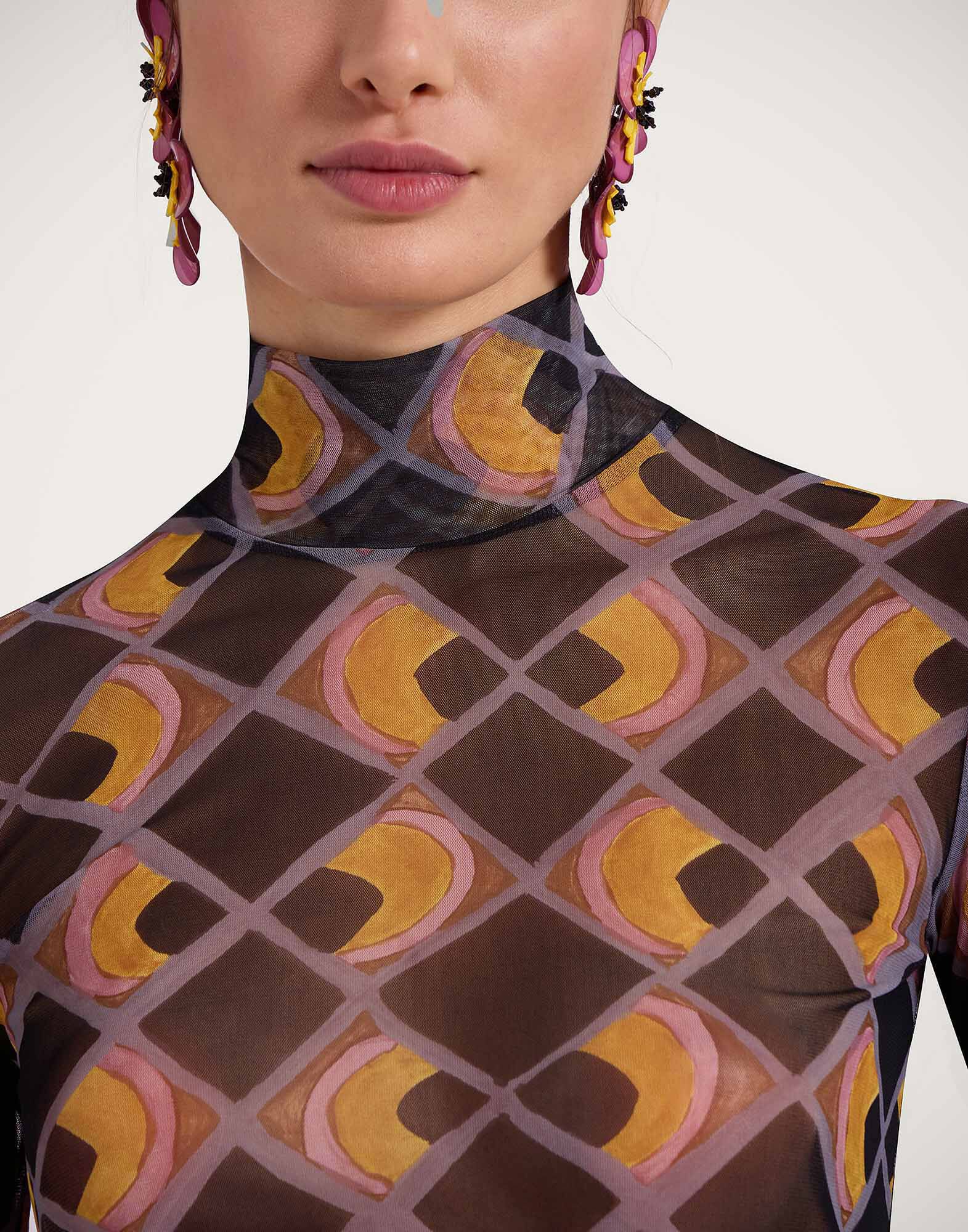 La DoubleJ Turtleneck Half-Light Black TOP0146JER035HAL02BL01