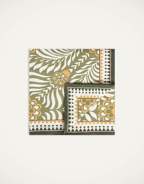 La DoubleJ Large Tablecloth Tudor Light Green TBC0003LIN001TDR04GR01