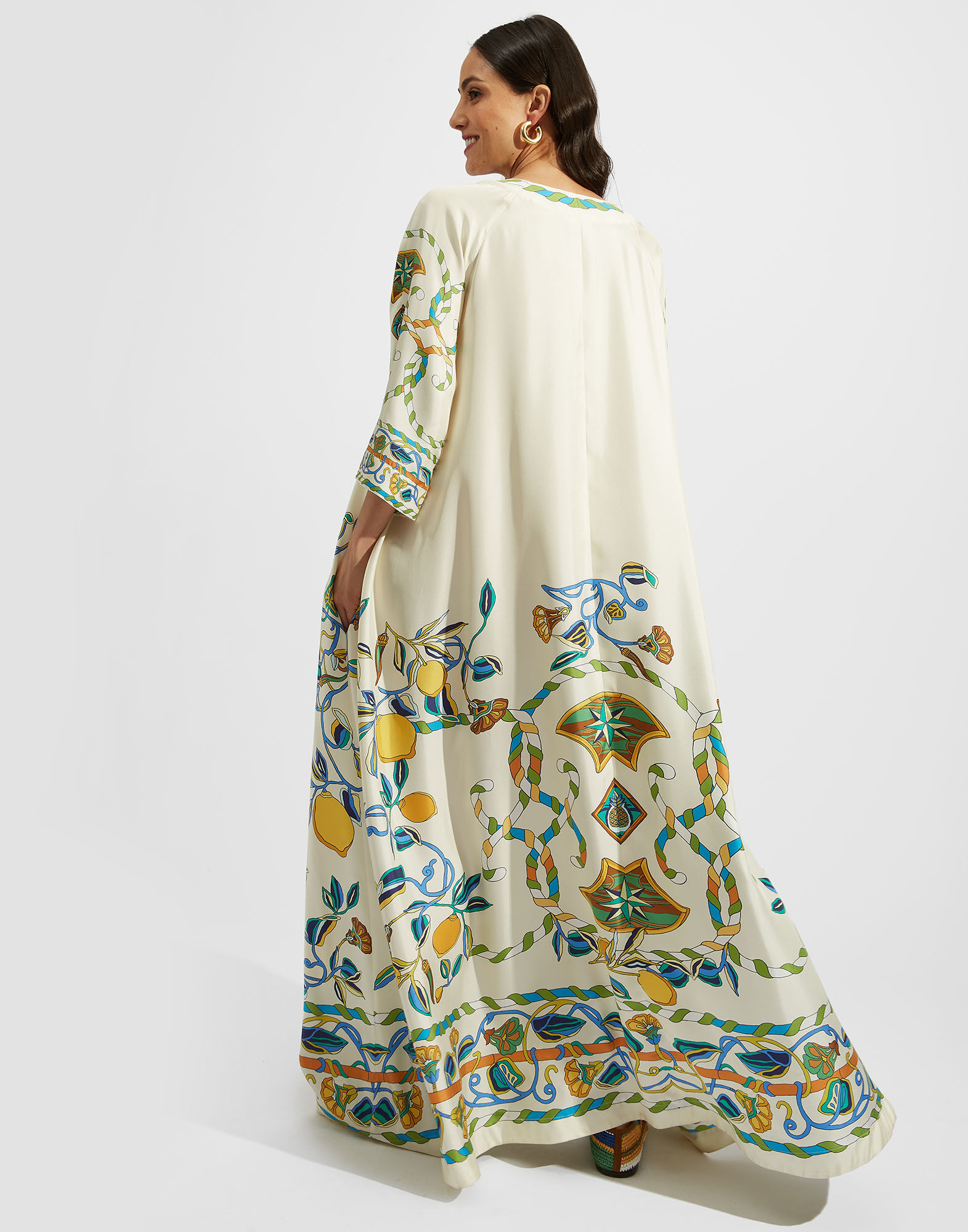 La DoubleJ Muumuu Dress Borboni Plac&eacute;e White DRE0225SIL006BRN03WH01