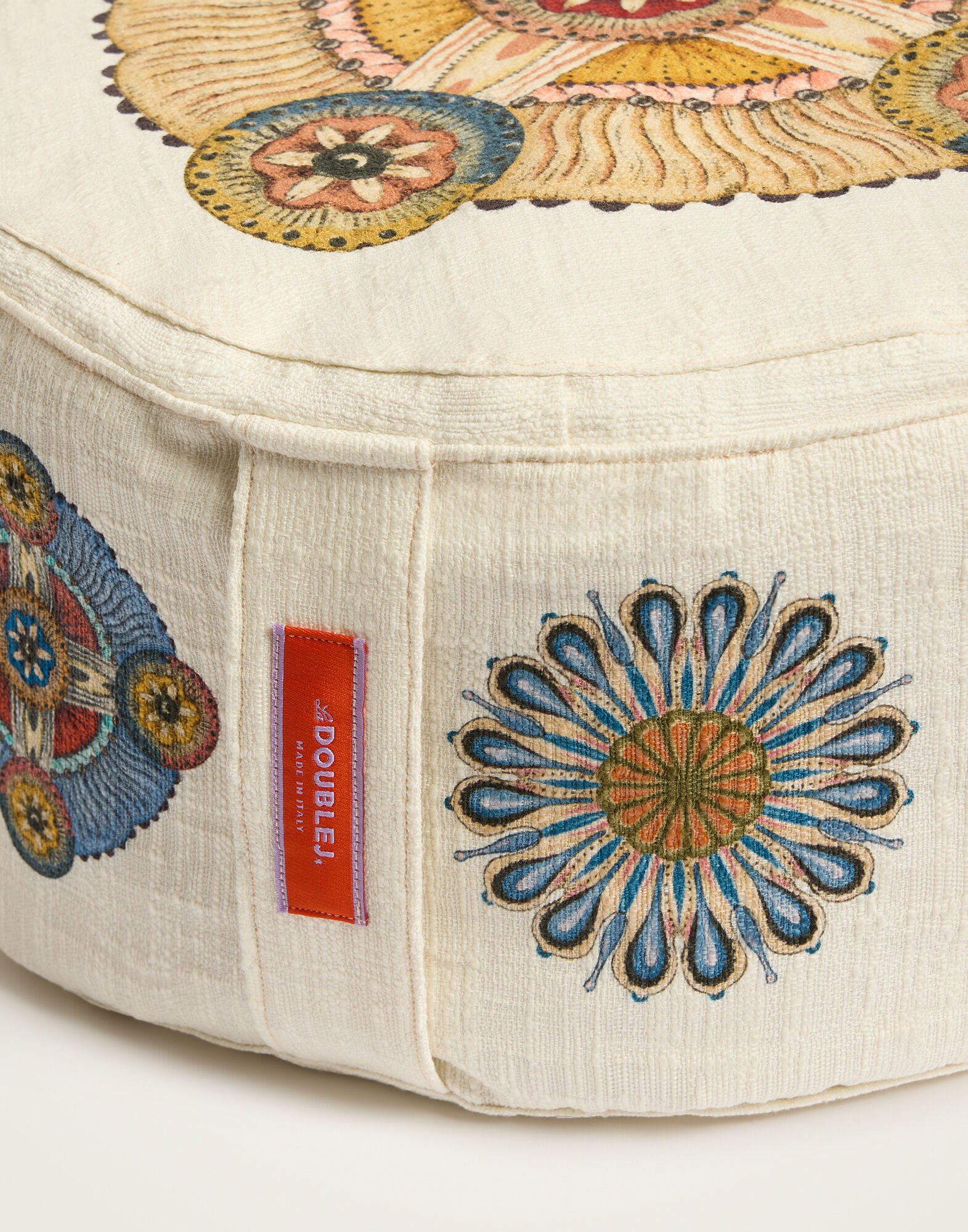 La DoubleJ Zafu Meditation Cushion Nucleus Plac&eacute;e Off White CUS0030COT005NUC07WH05