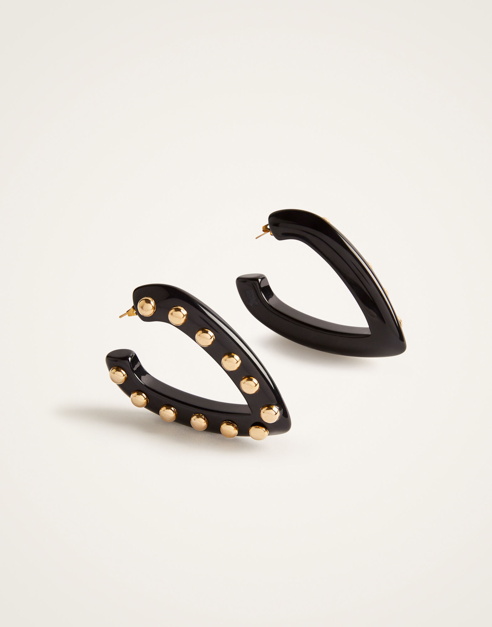 La DoubleJ Dew Earrings Solid Black EAR0054POL004SOLIDBL01