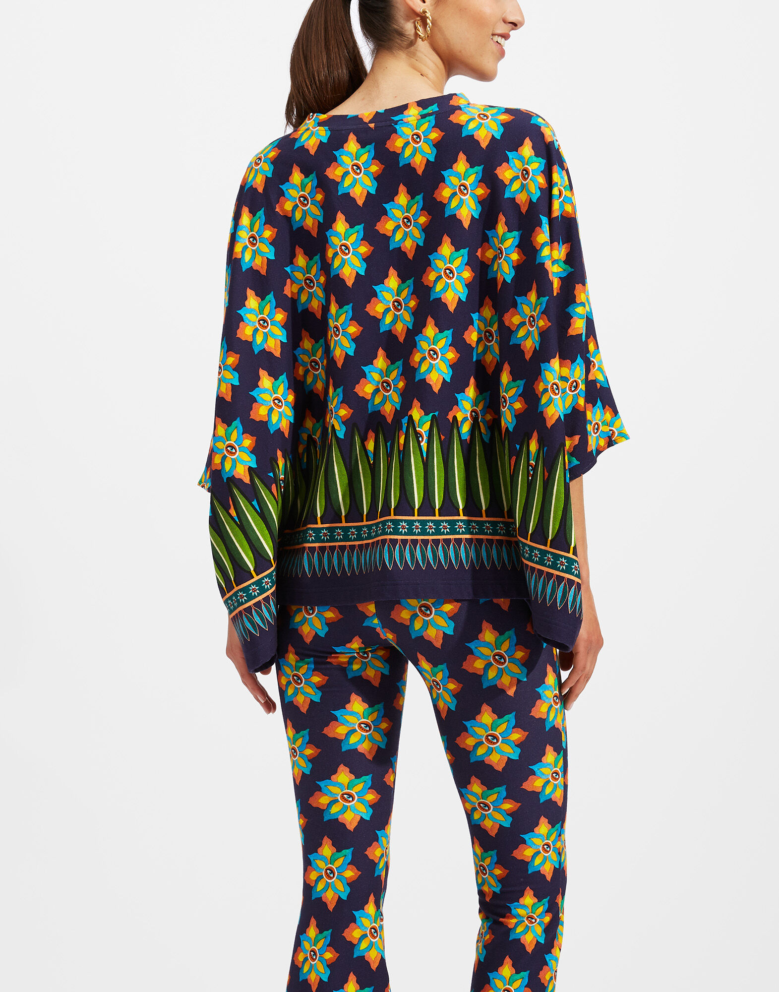 La DoubleJ Meditation Poncho Occhi TOP0055JER020OCC0001