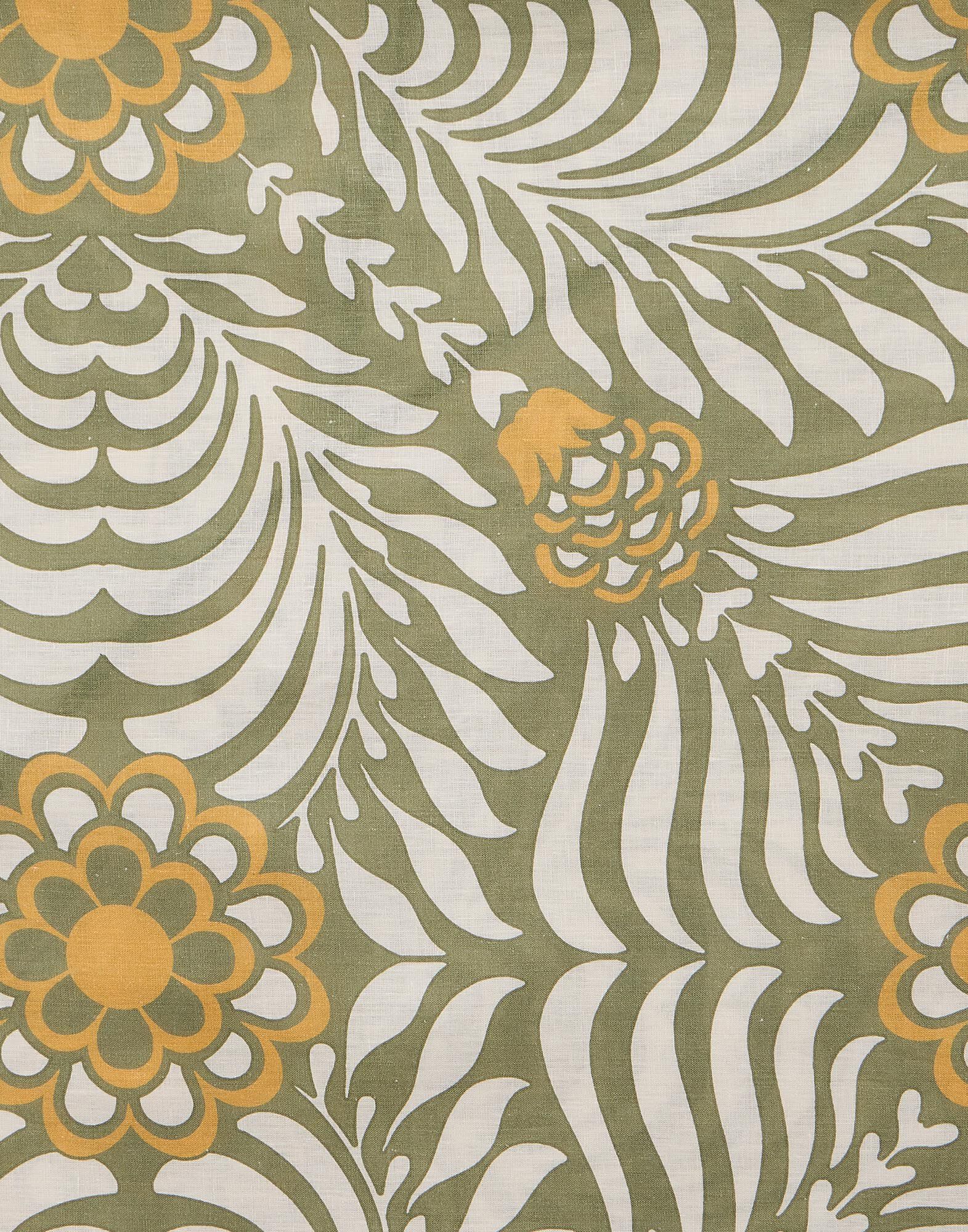 La DoubleJ Round Tablecloth Tudor Light Green TBC0012LIN001TDR06GR01