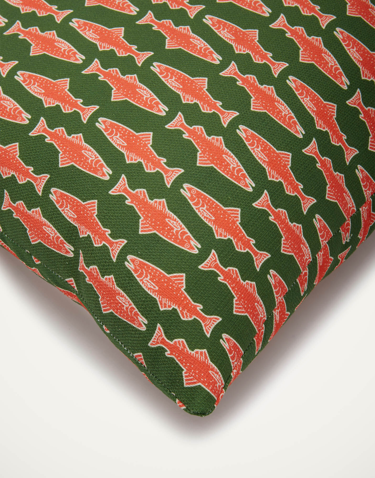 La DoubleJ Cushion (45X45) Como Fish Green CUS0013COT034CMF0002