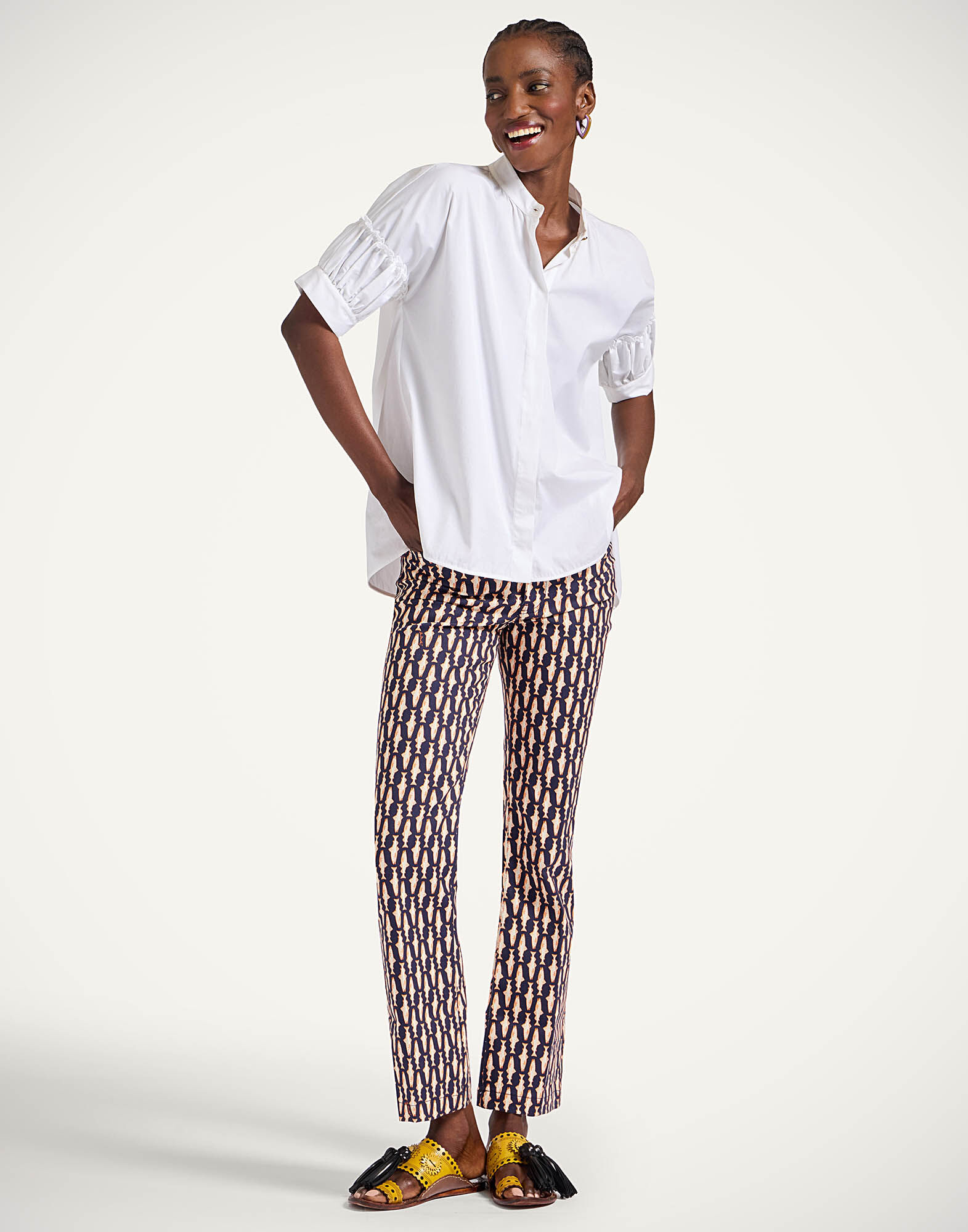 La DoubleJ The Cropped Flare Jean Pesciolini Blue TRO0158COT063PES04BU03