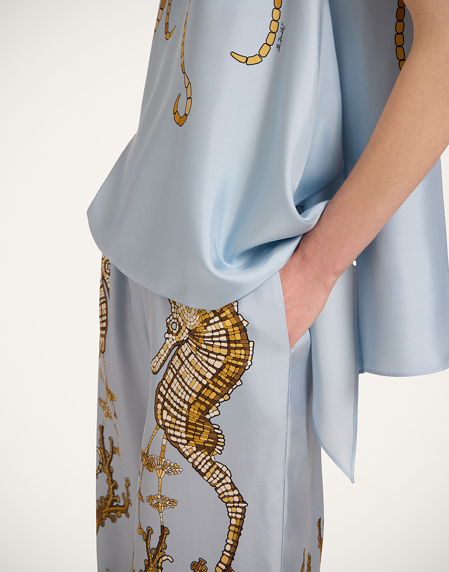 La DoubleJ Palazzo Pants Oceania Plac&eacute;e Light Blue TRO0026SIL026OCE01BU01