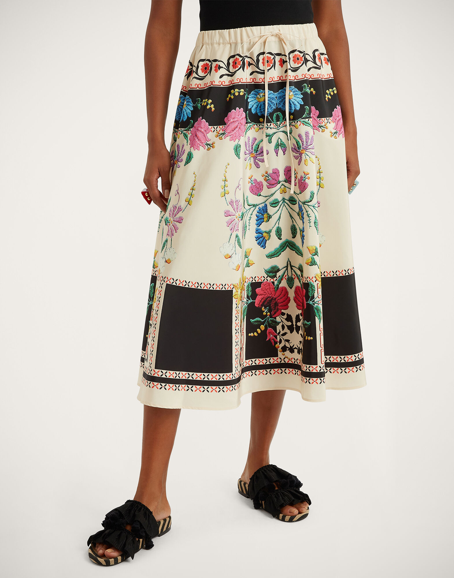 La DoubleJ Drawstring Skirt Plaza Plac&eacute;e Ivory SKI0106FAI002PLA04WH04