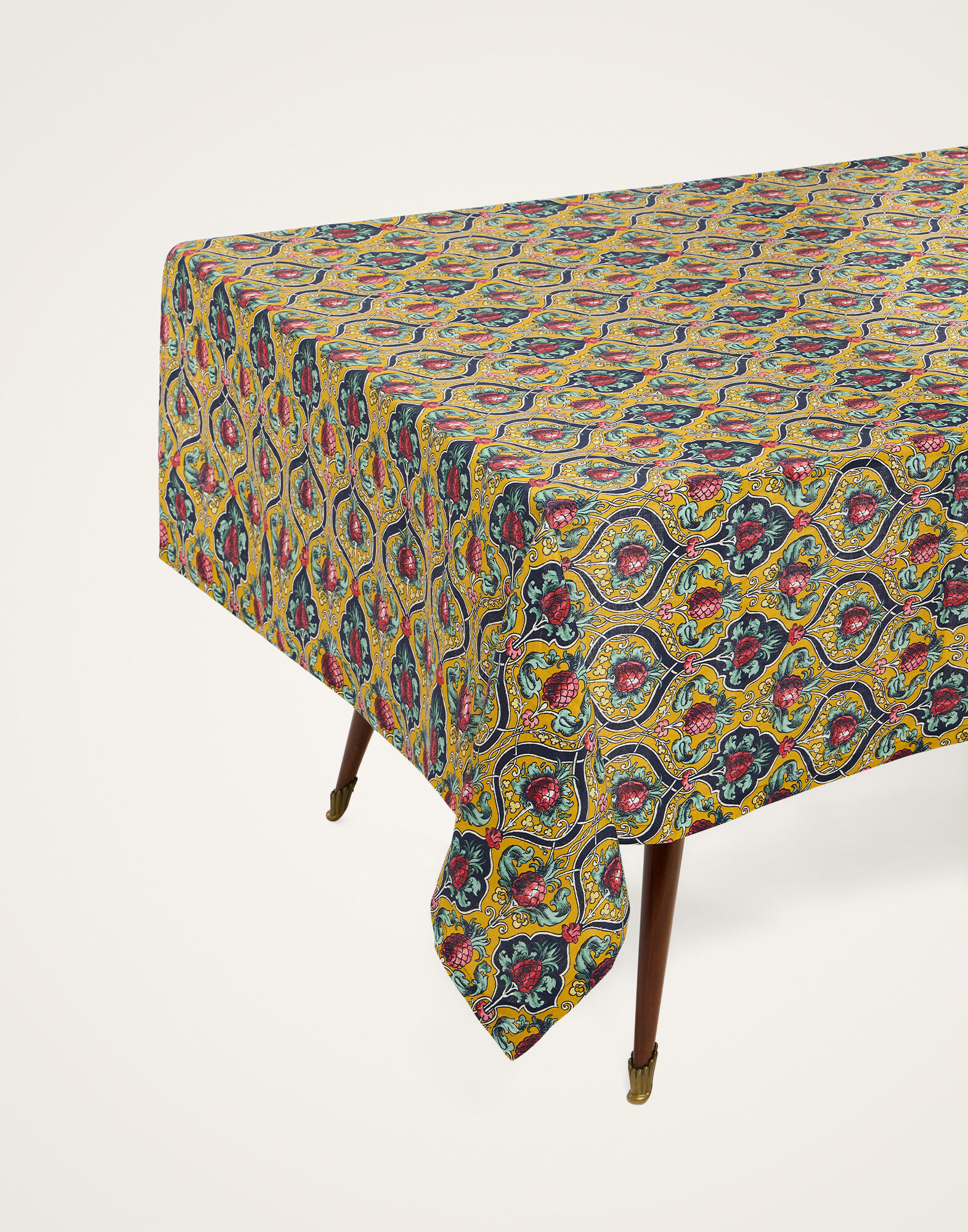 La DoubleJ Medium Tablecloth Ananas Yellow TBC0017LIN008ANA01YE02