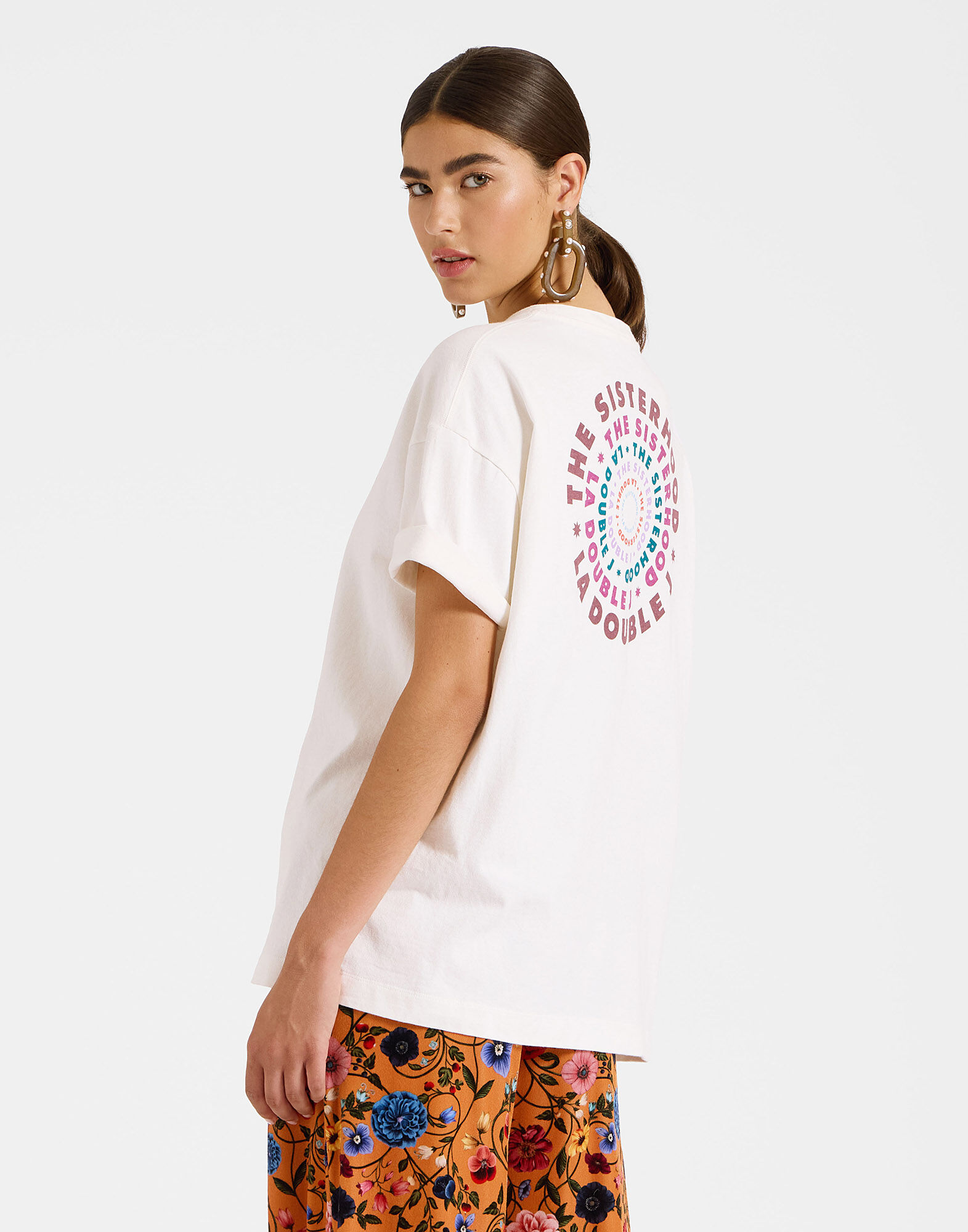 La DoubleJ Sisterhood Tee Solid Print TSH0020JER029SOP0001