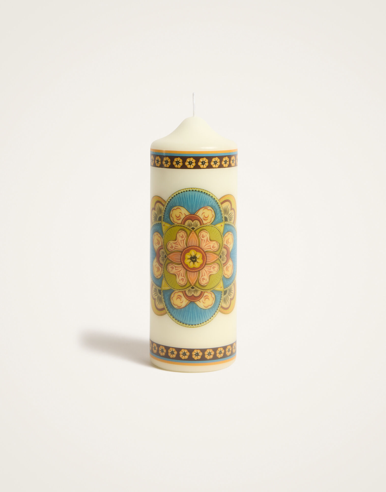 La DoubleJ Altar Candle Set Nucleus Off White CAN0016WAX001NUC01WH05