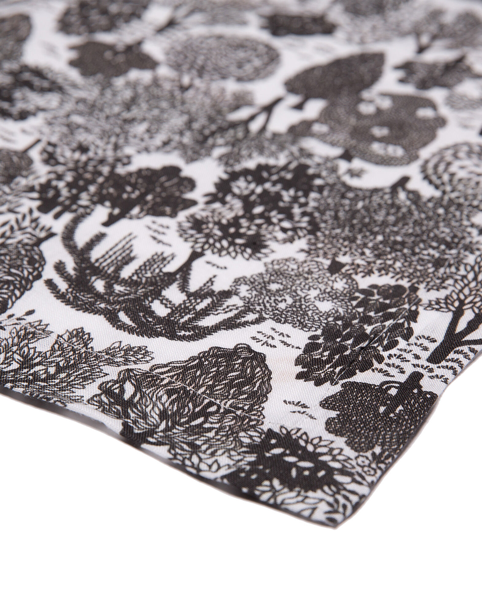 La DoubleJ Housewives Medium Tablecloth Bosco TBC0002LIN001BOS0001