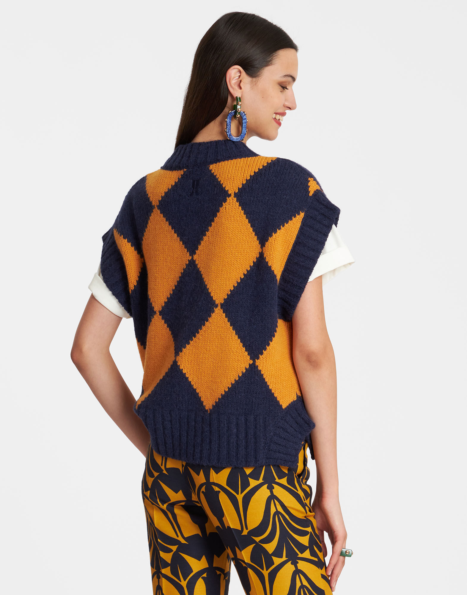 La DoubleJ Argyle Gilet Navy & Yellow PUL0135KNI064VA182BU06