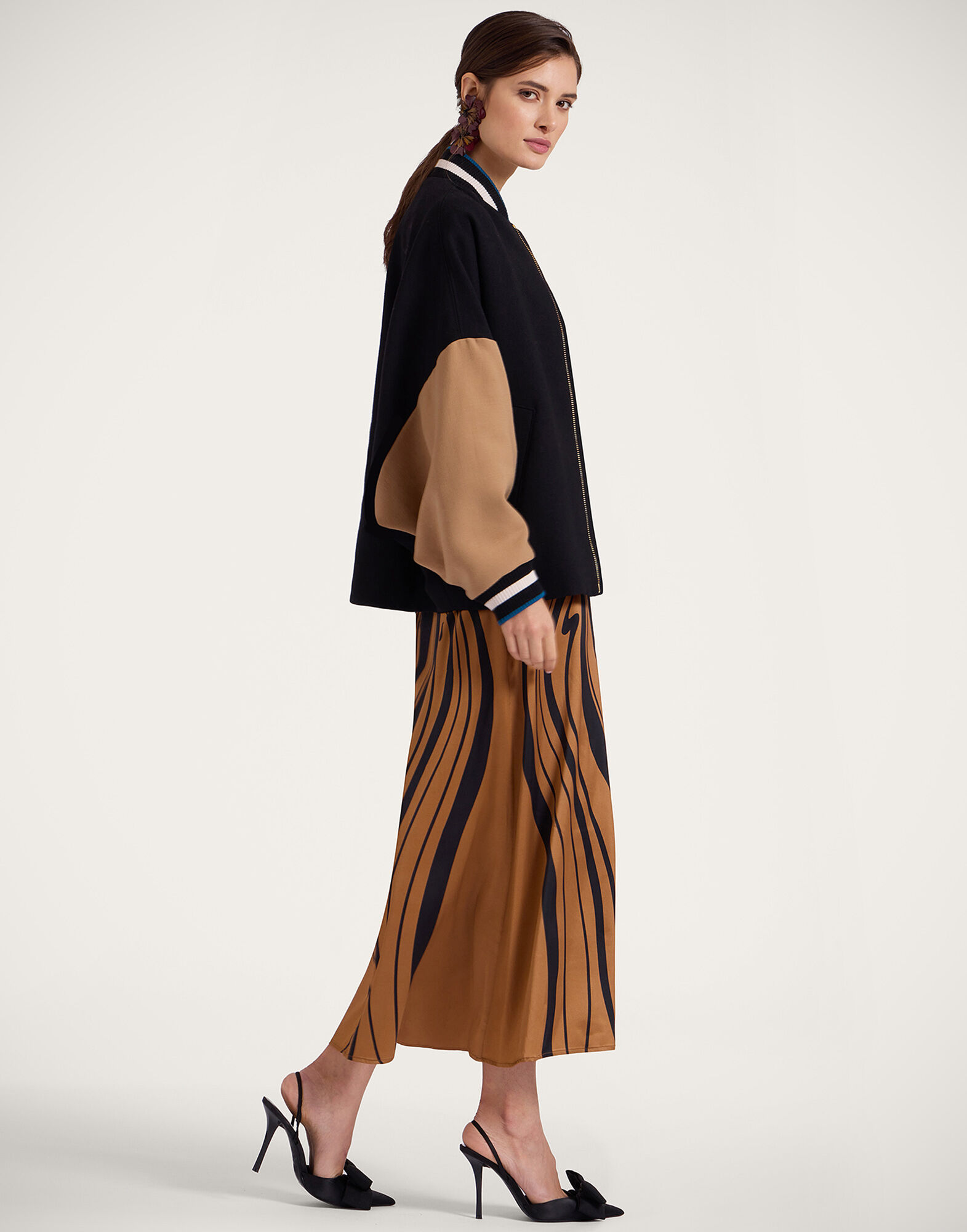 La DoubleJ Brooklyn Bomber Solid Black JAC0128WOL024SOLIDBL01