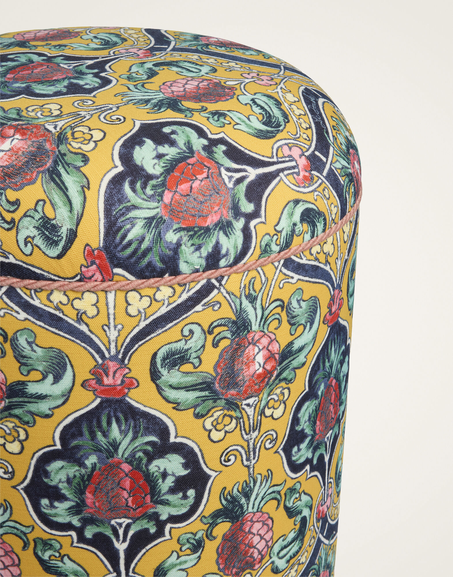 La DoubleJ Baba' Outdoor Pouf Ananas Yellow POU0003POL020ANA01YE02