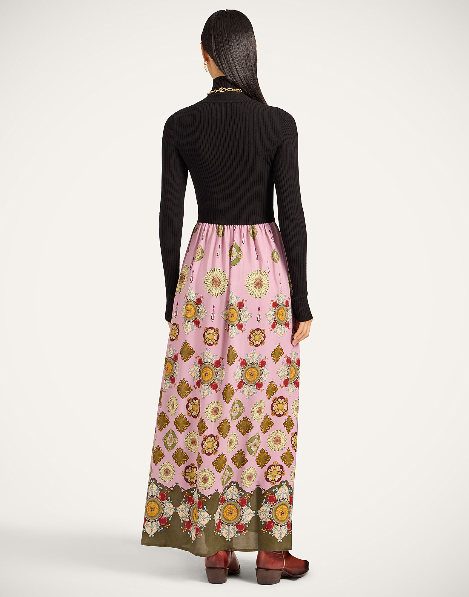 La DoubleJ Lunaria Foulard Dress Nucleus Black DRE0957KNI131NUC01BL01