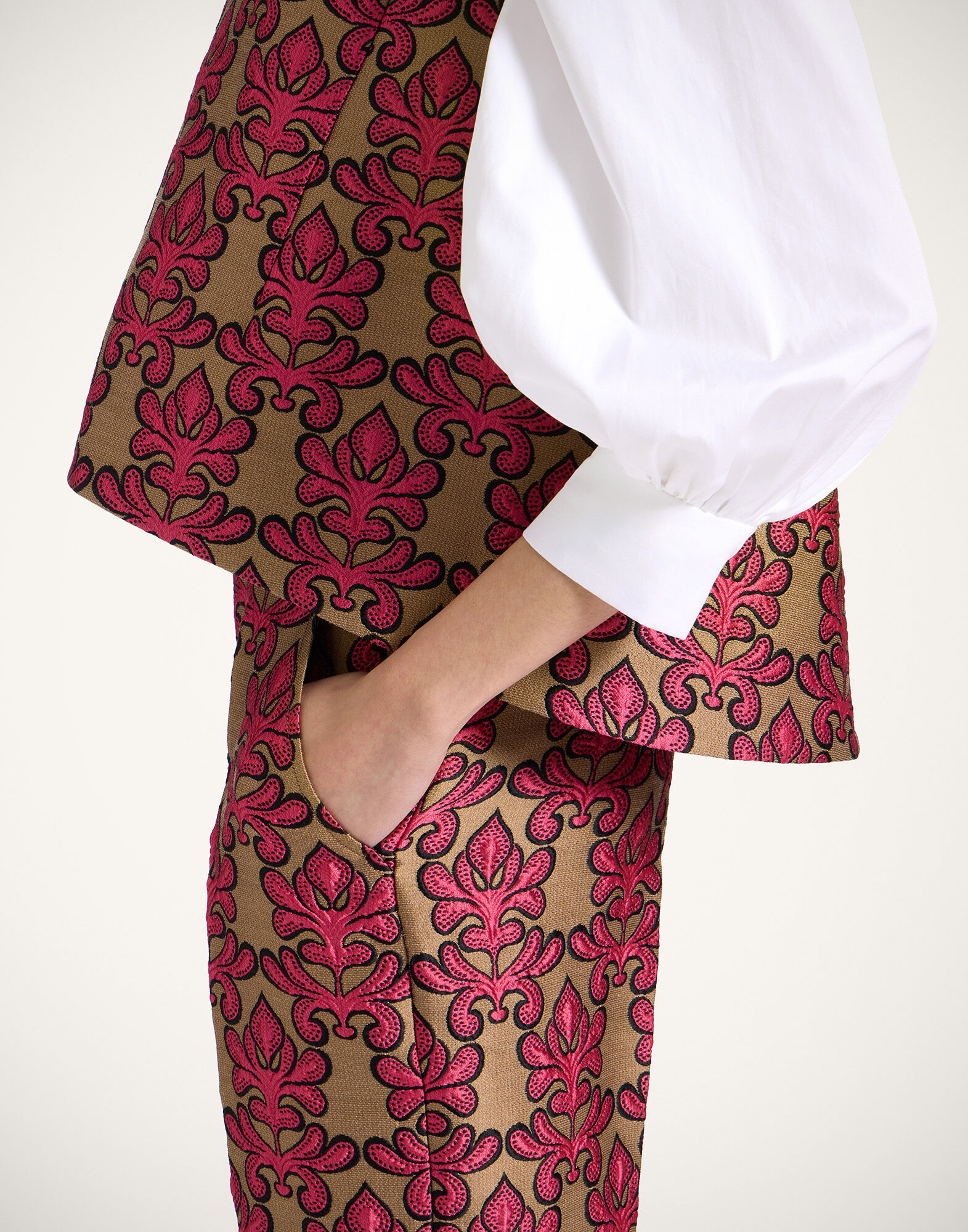 La DoubleJ La Scala Top Herald Fuchsia TOP0016JCQ094HRL01PI03