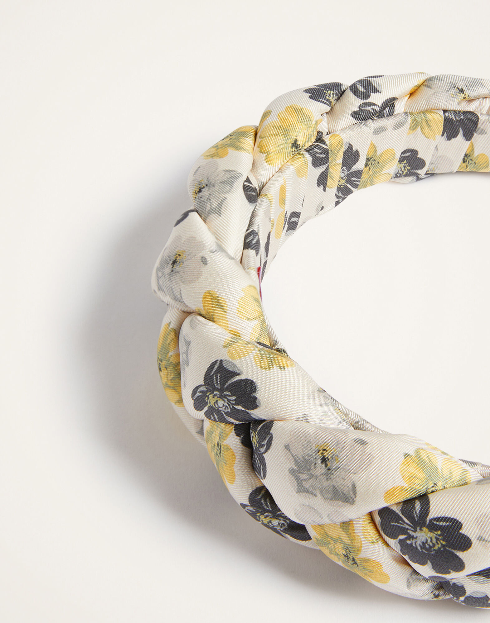 La DoubleJ Rapunzel Headband Cupid White HEB0004FOD001CUP02WH01