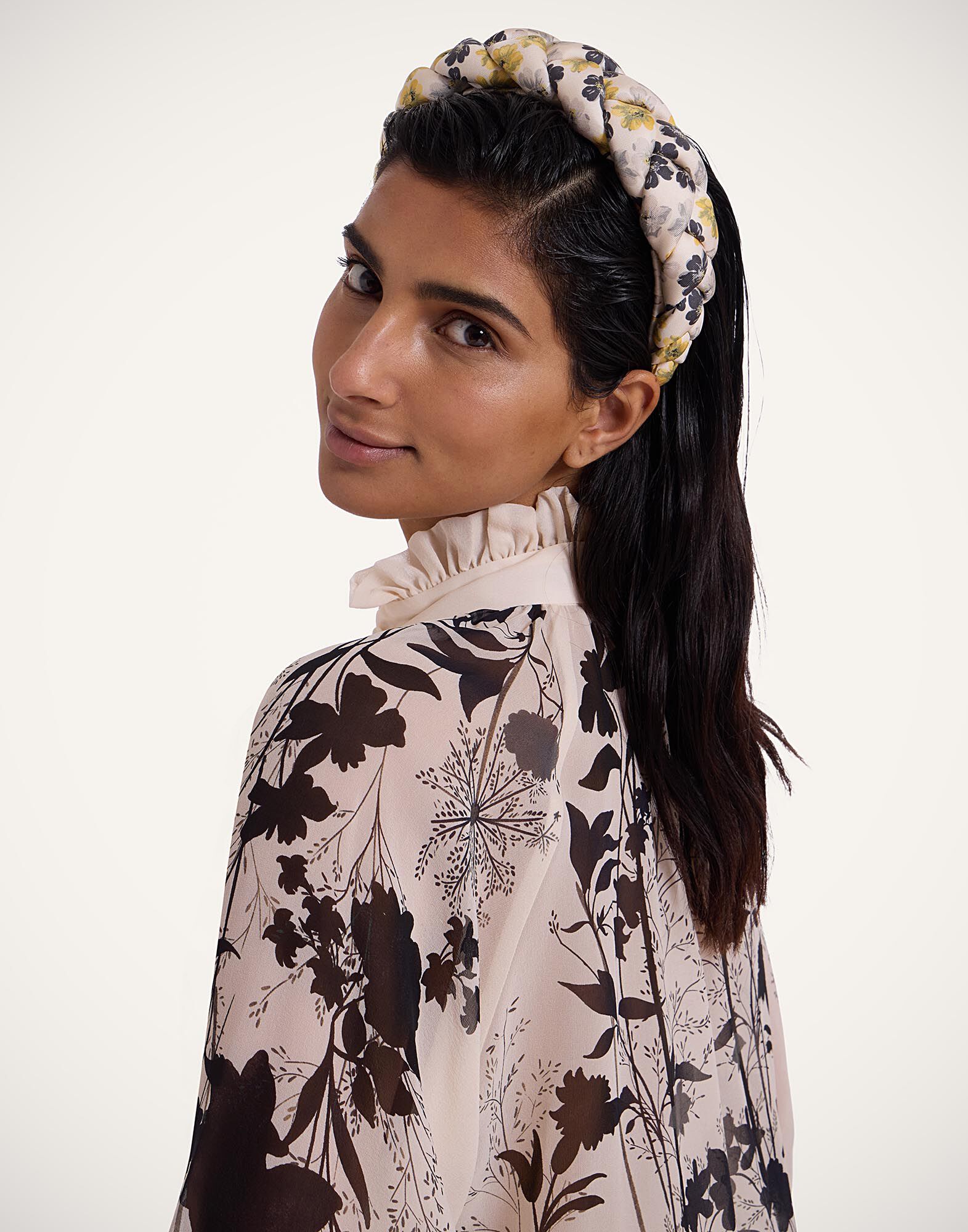 La DoubleJ Rapunzel Headband Cupid White HEB0004FOD001CUP02WH01