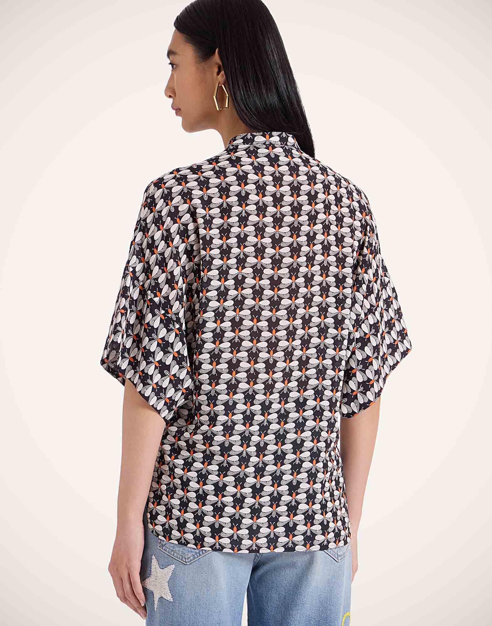 La DoubleJ Estelle Blouse Petaltail Black SHI0127VIS019PET01BL01