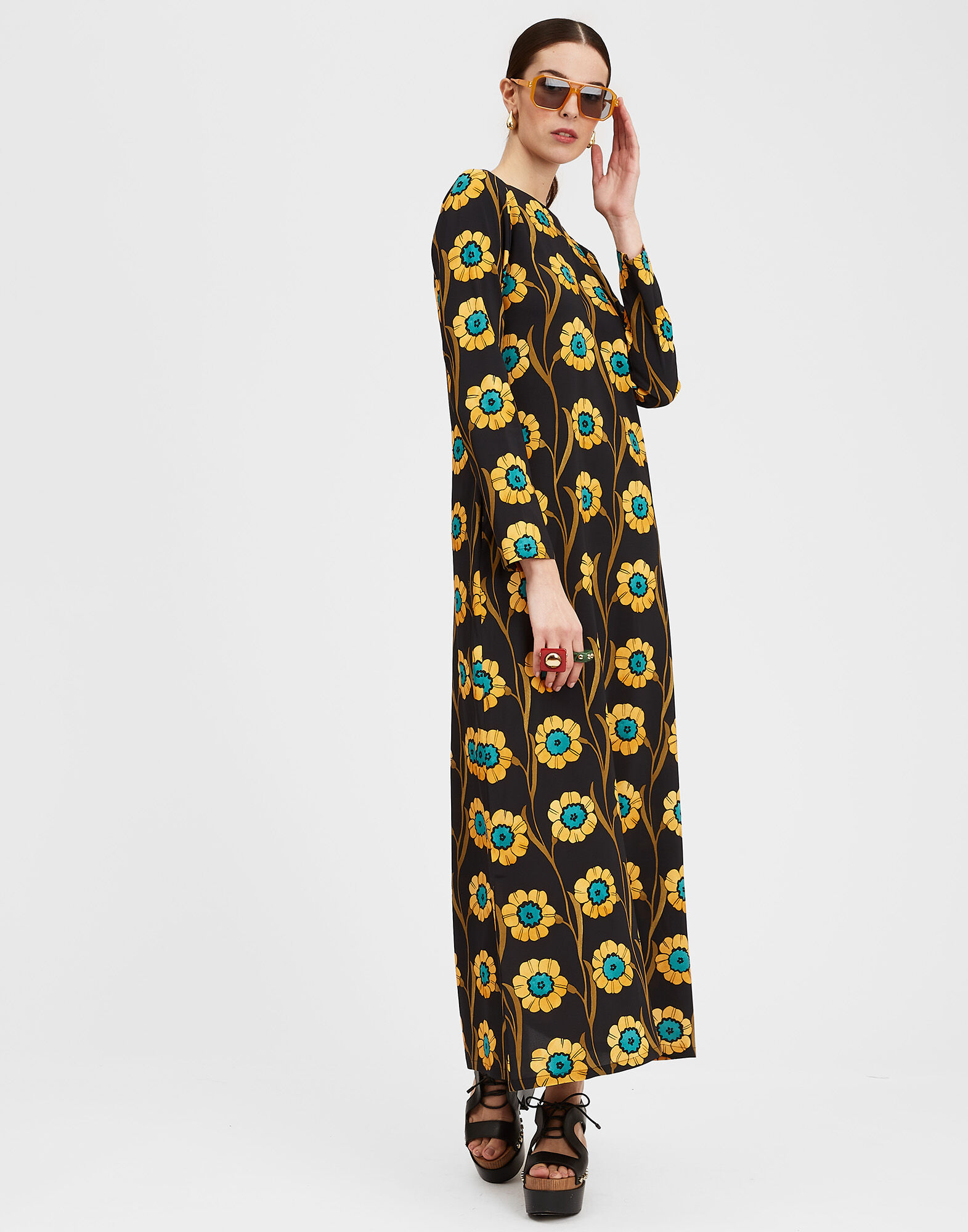 La DoubleJ Long Sleeve Swing Dress Daisychain Black DRE0184VIS001ROP01BL01