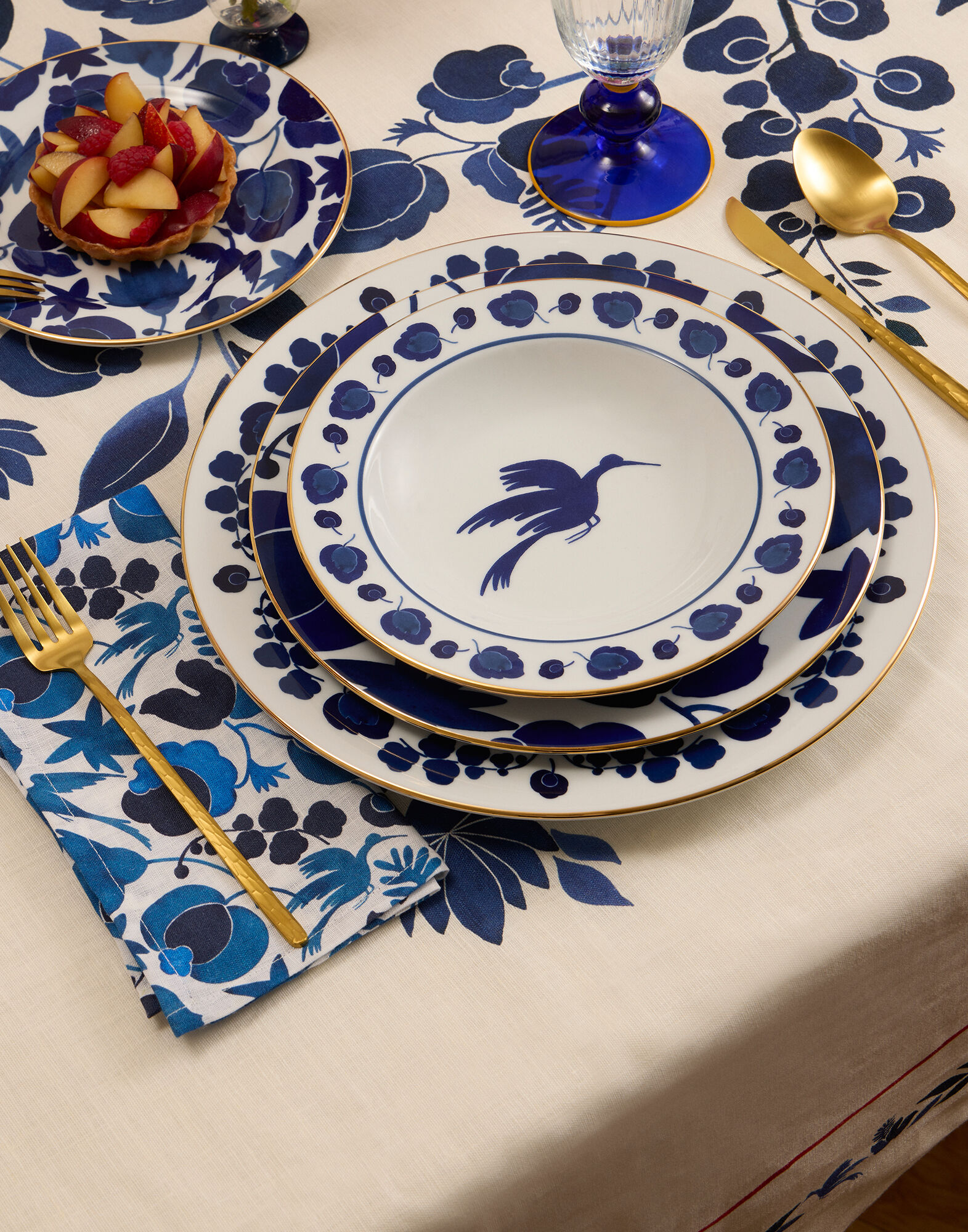 La DoubleJ Dinner Plates Set Of 2 Wildbird Blue DIN0002CER001BIR01BU03
