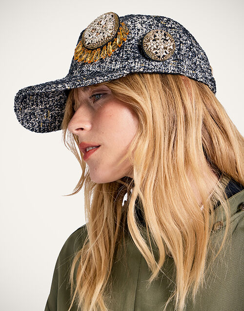 La DoubleJ Babeball Cap Solid Black & White HAT0023WOL031SOLIDBL03