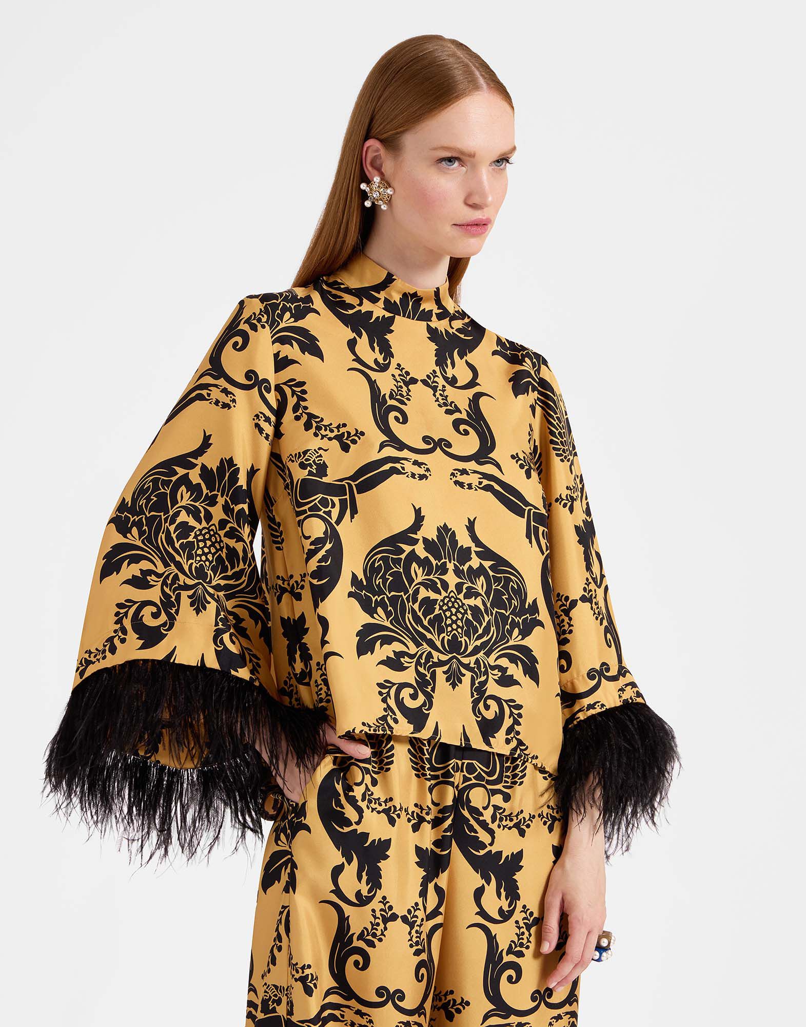 La DoubleJ Make An Exit Top Cherubs Gold TOP0104SIL001CRB01YE05