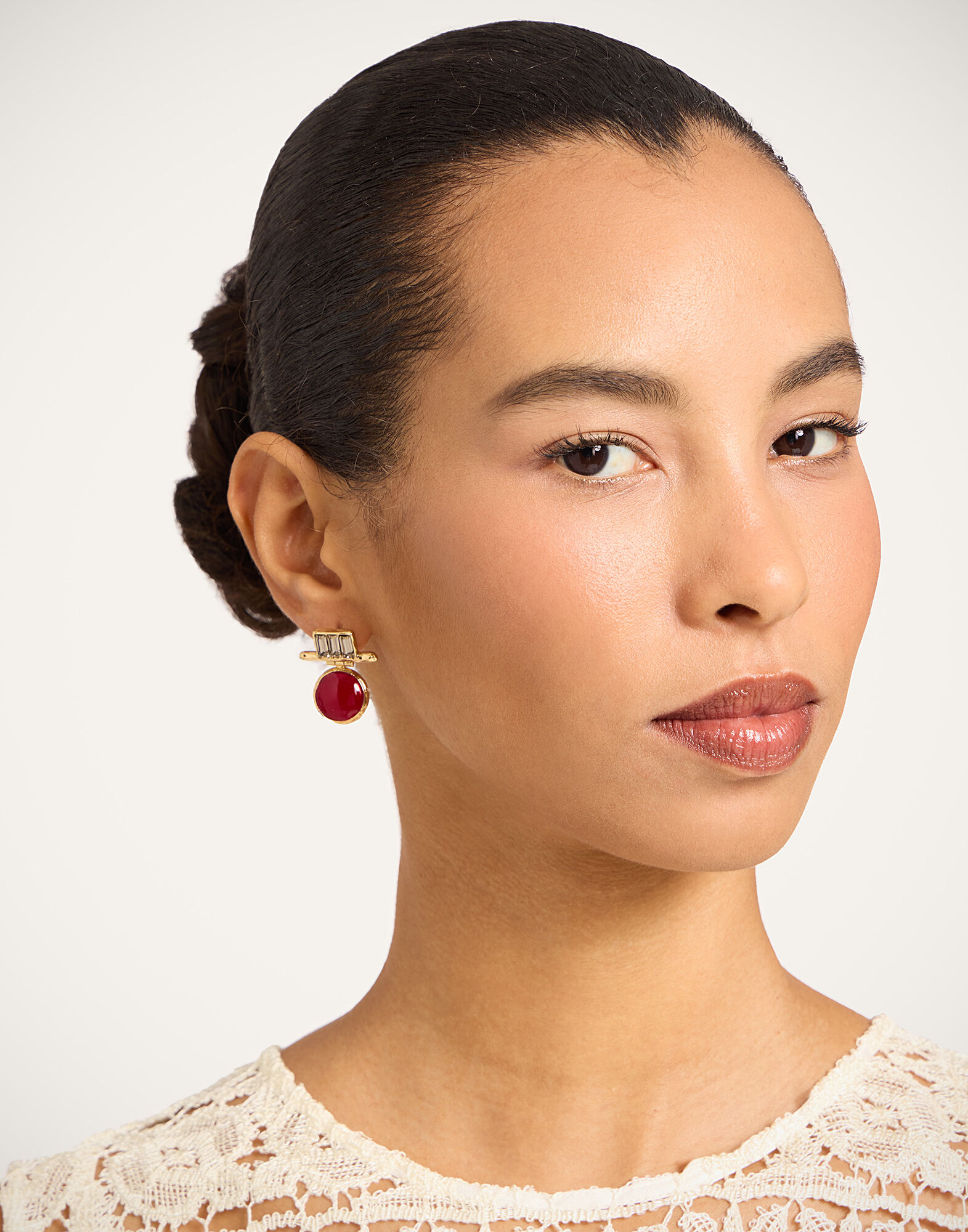La DoubleJ Shen Loop Earrings 24K Gold Plate And Enamel EAR0082BRA003SOLIDRE02