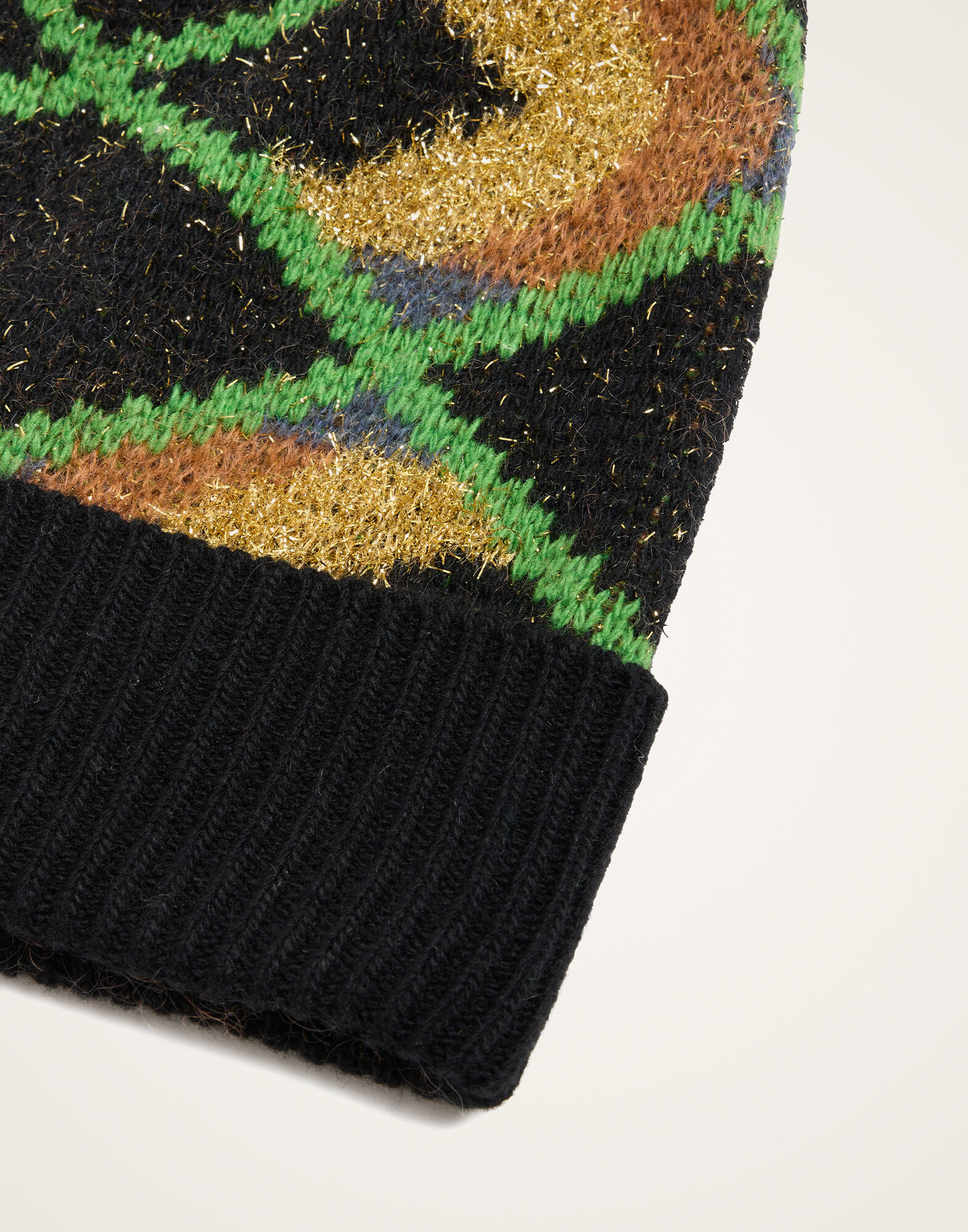 La DoubleJ Half-Light Hat Half-Light Black HAT0032KNI132VA305BL01