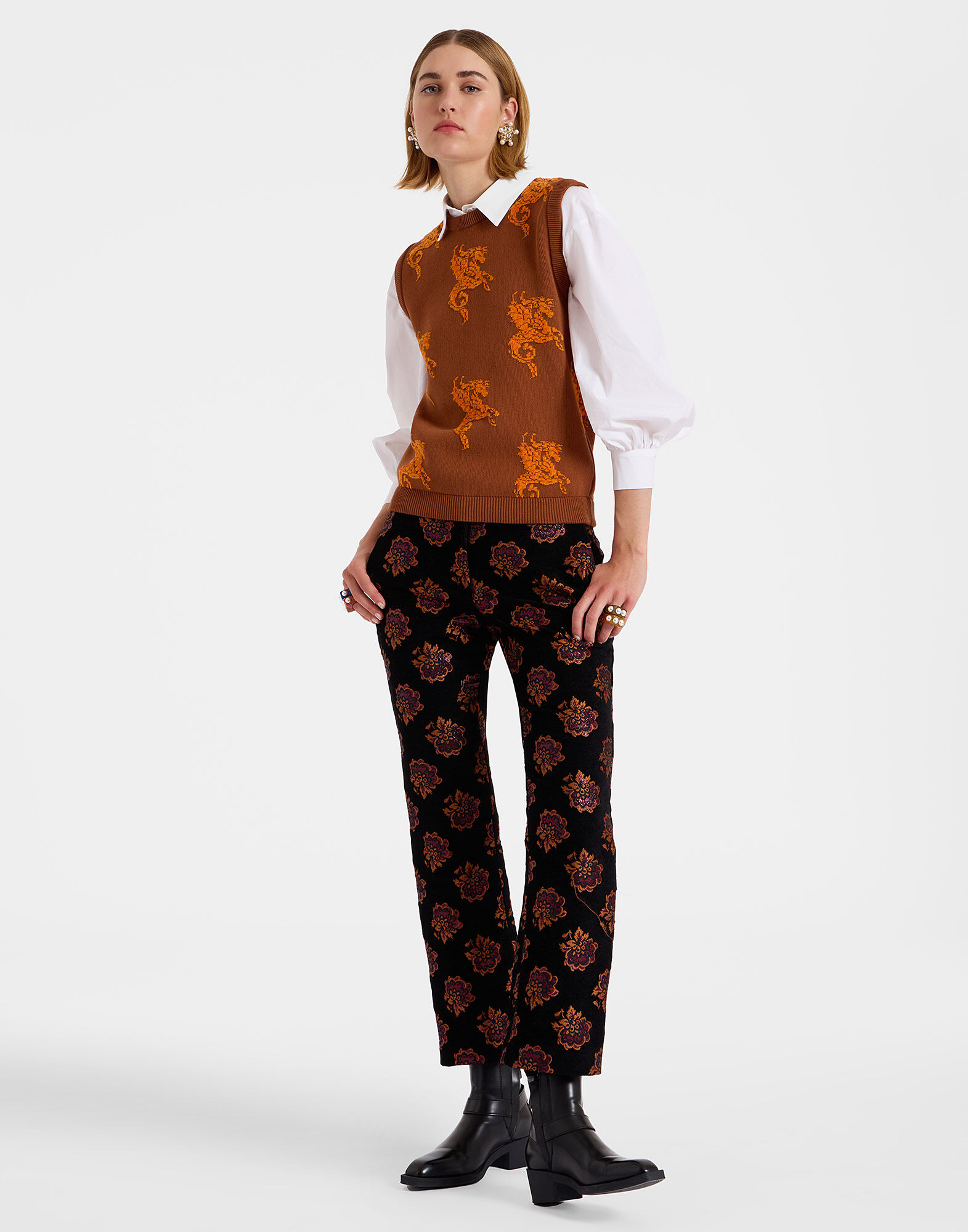 La DoubleJ Gryphos Gilet Brown PUL0212KNI121VA274BR02