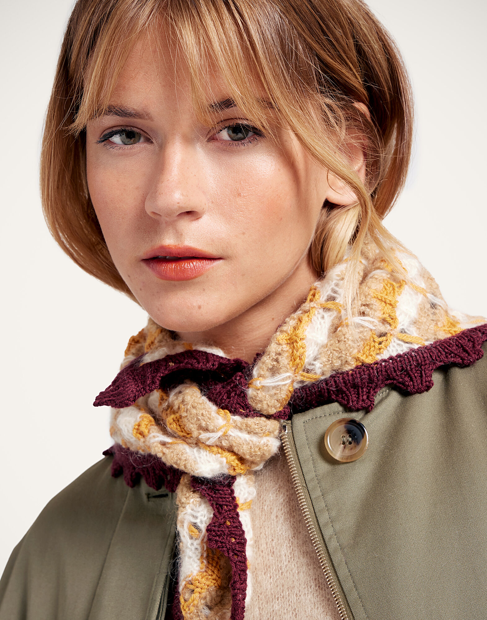 La DoubleJ Crochet Triangle Scarf Multicolor Ocher & White SCA0068KNI168VA407OR06