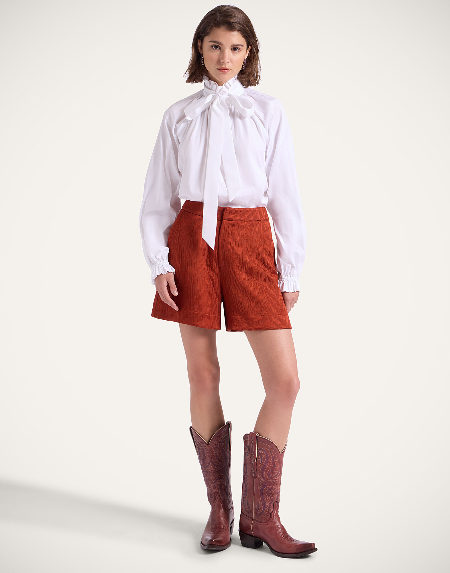 La DoubleJ Cerere Blouse Solid White SHI0120COT064SOLIDWH01