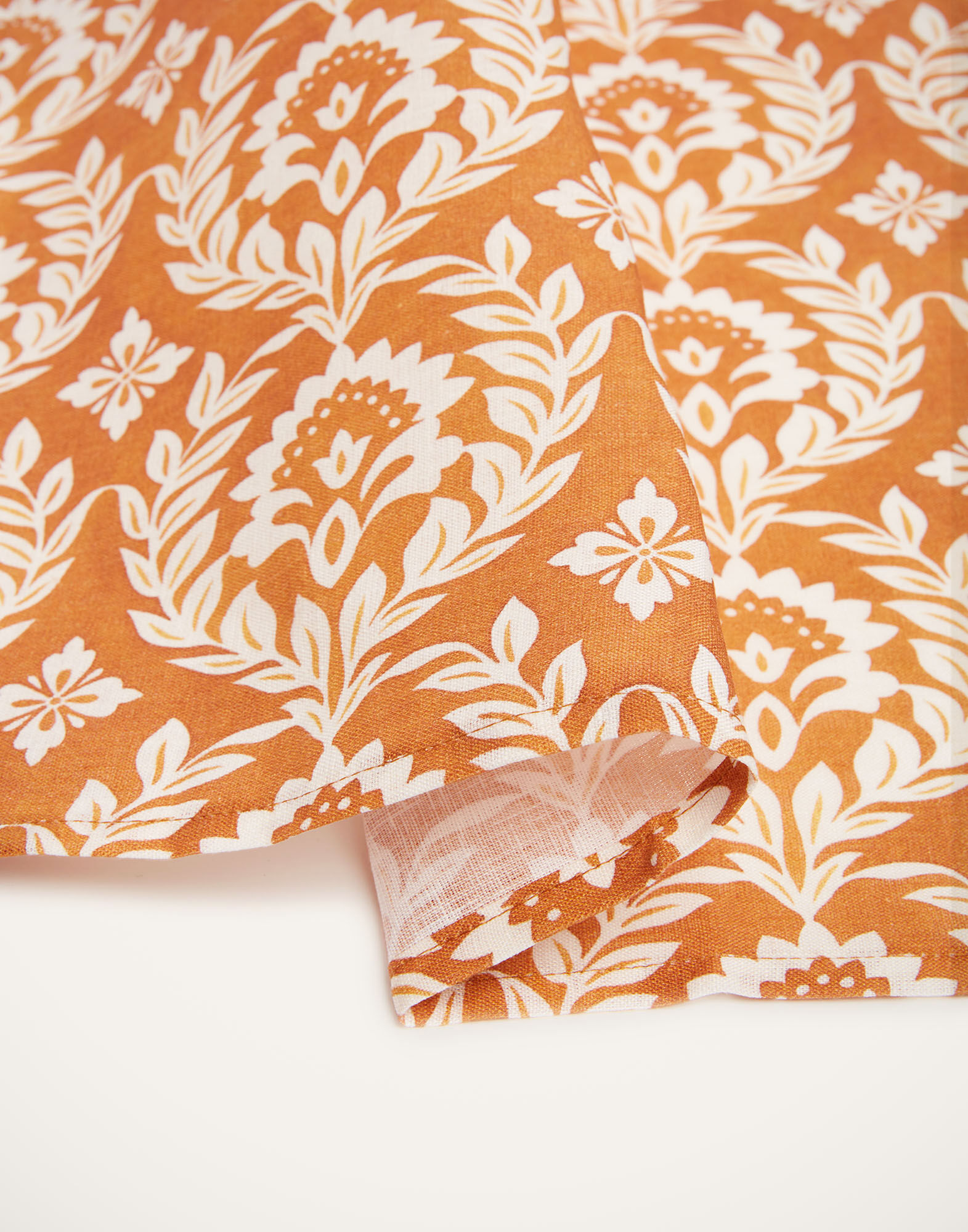 La DoubleJ Large Napkins Set Of 2 Siena Garland NAP0006LIN001GRL0013