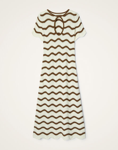 best plus size wedding dress designers 1321 by Martina Liana Color:Butteryellow which gives the dress wedding dresses for different body types Plunge Bras: More Than