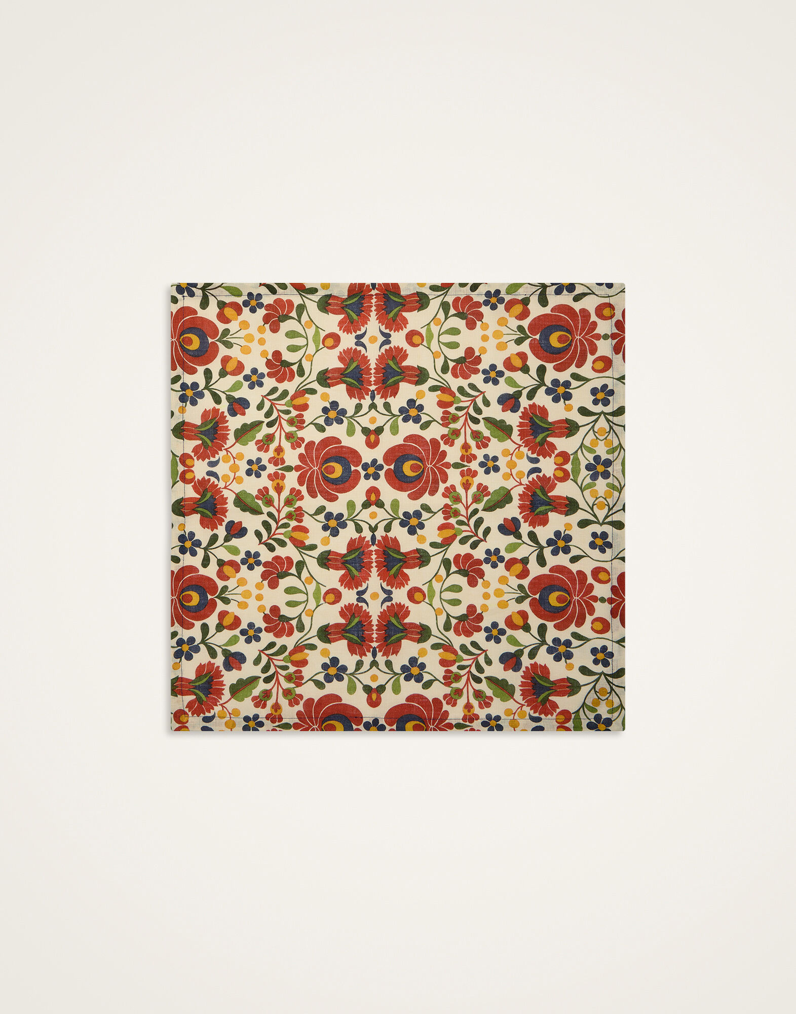 La DoubleJ Large Napkins Set Of 2 Windflower Bordeaux NAP0017LIN008WNF01RE02