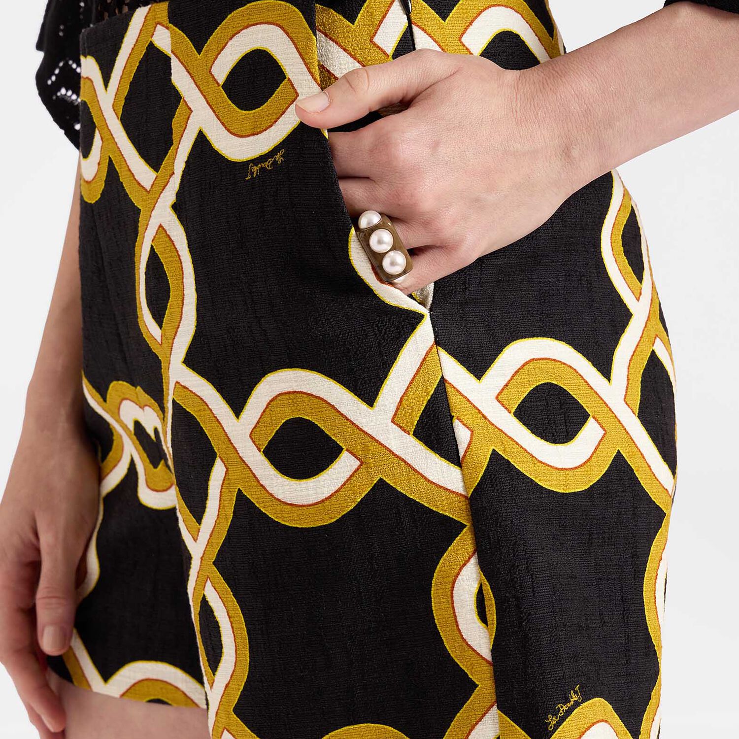 La Doublej Nefertiti Ring In Solid Tortoiseshell