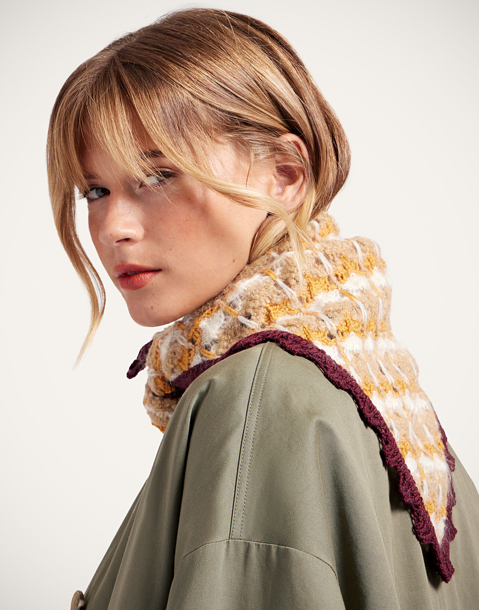 La DoubleJ Crochet Triangle Scarf Multicolor Ocher & White SCA0068KNI168VA407OR06