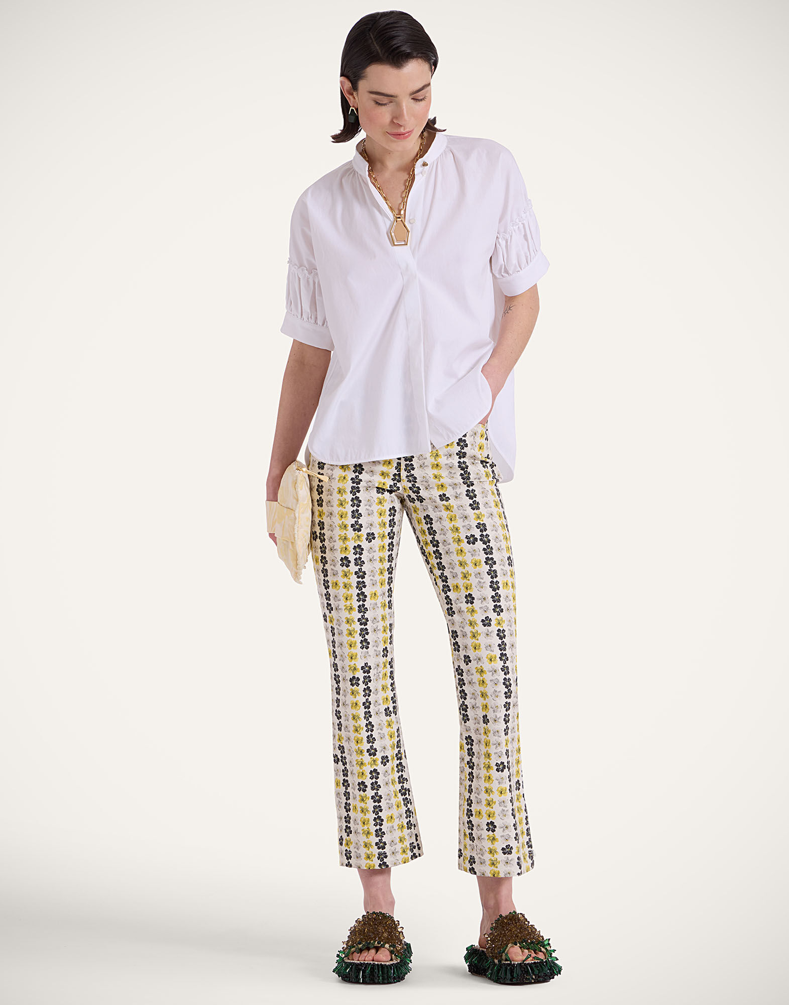 La DoubleJ The Cropped Flare Jean Cupid White TRO0158COT063CUP02WH01