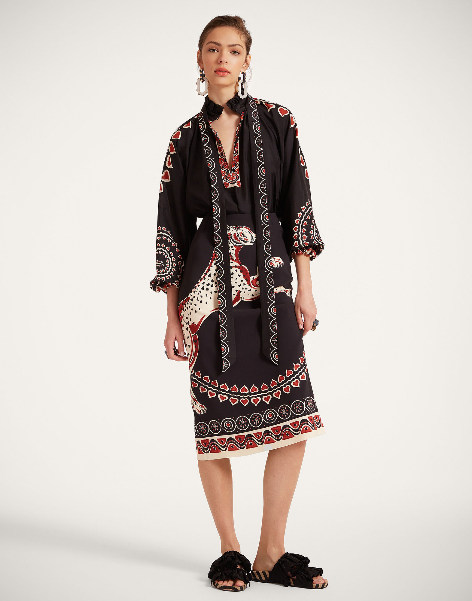 La DoubleJ Cerere Blouse Gattopardo Plac&eacute;e Black SHI0086SIL009GAT01BL01