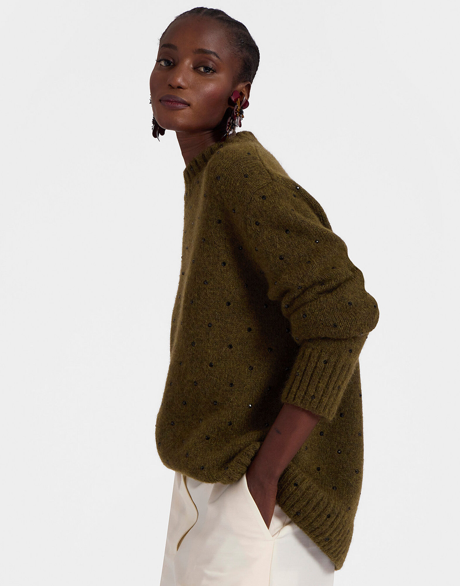 La DoubleJ Starlet Sweater Military Green PUL0219KNI129VA300GR08