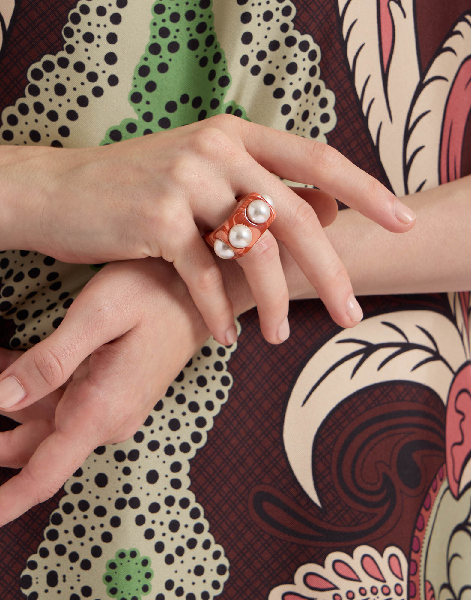 La DoubleJ Nefertiti Ring Solid Pink RIN0007POL007SOLIDPI01