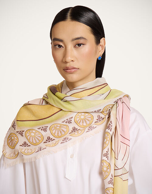 La DoubleJ Foulard 140 Tulip Plac&eacute;e Pale Pink SCA0060MOS001TUL07PI02