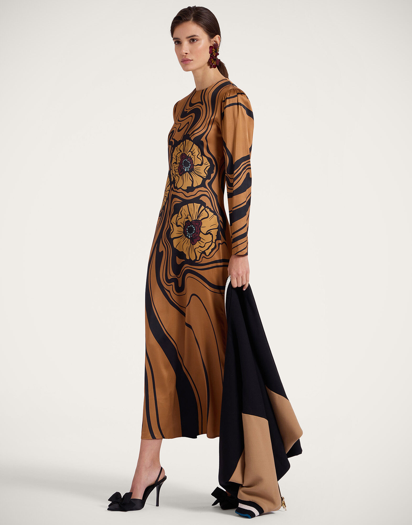 La DoubleJ Clingy Swing Big Blooms Plac&eacute;e Brown DRE0762VIS023PFI06BR02