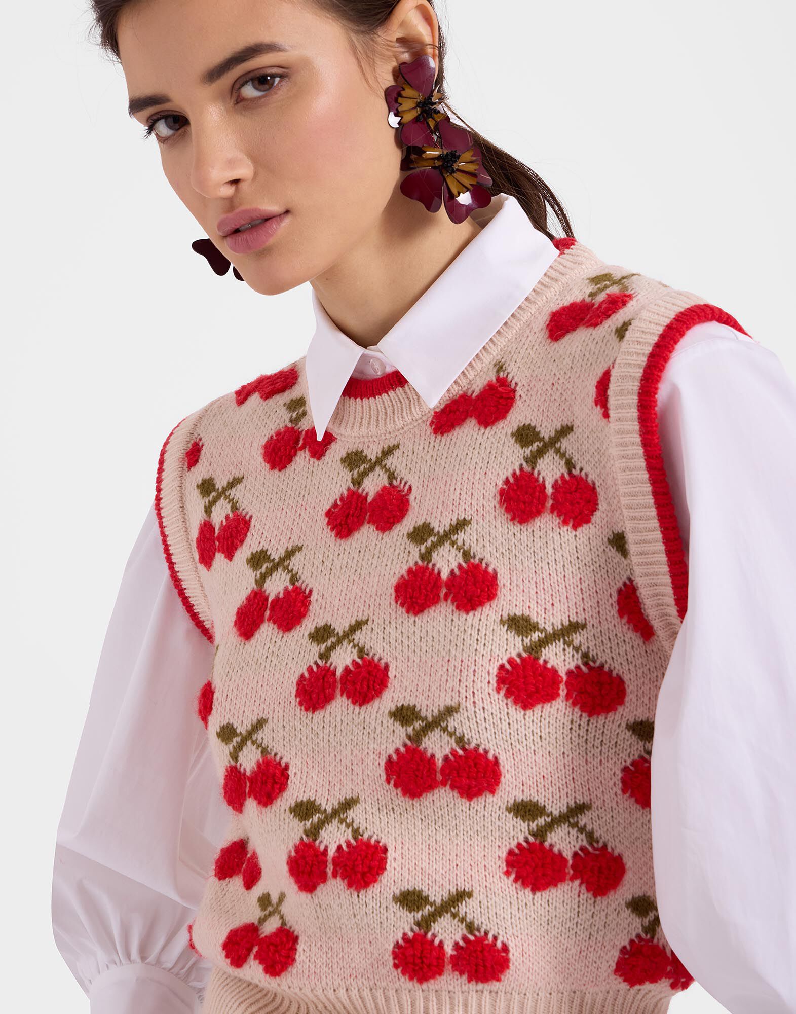 La DoubleJ Cherry Vest Off White PUL0134KNI092VA200WH05