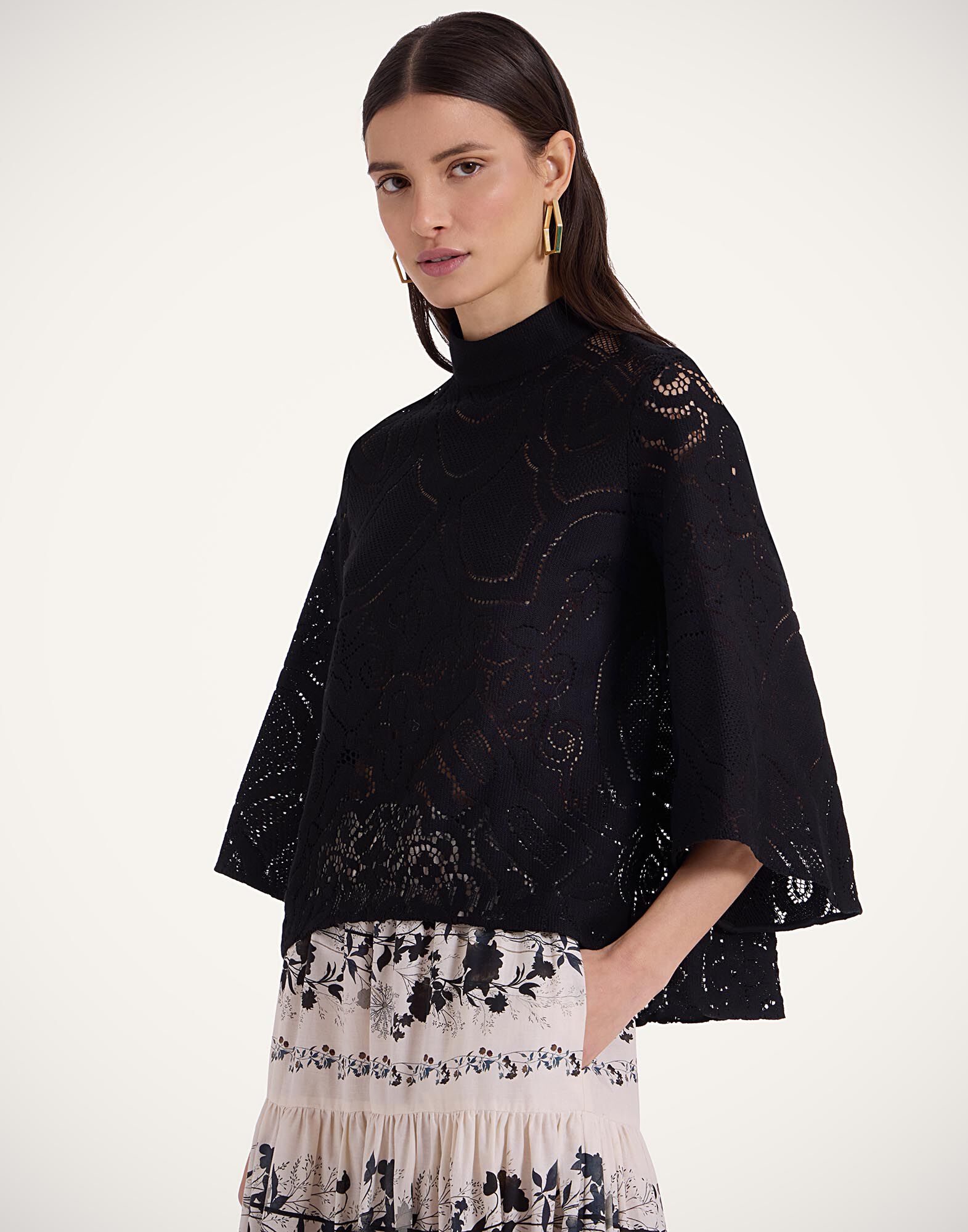 La DoubleJ Lacey Make An Exit Top Solid Black TOP0108EMB064SOLIDBL01