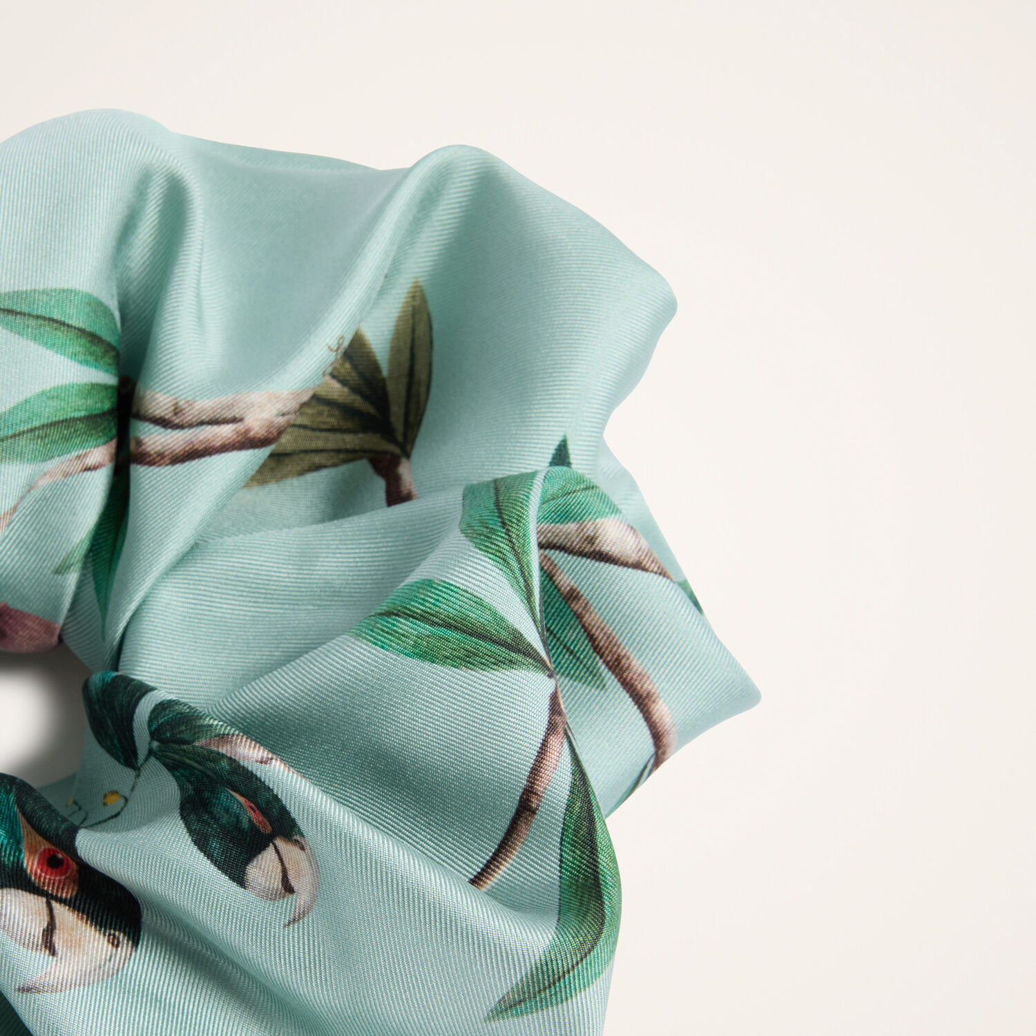 La Doublej Giga Scrunchie